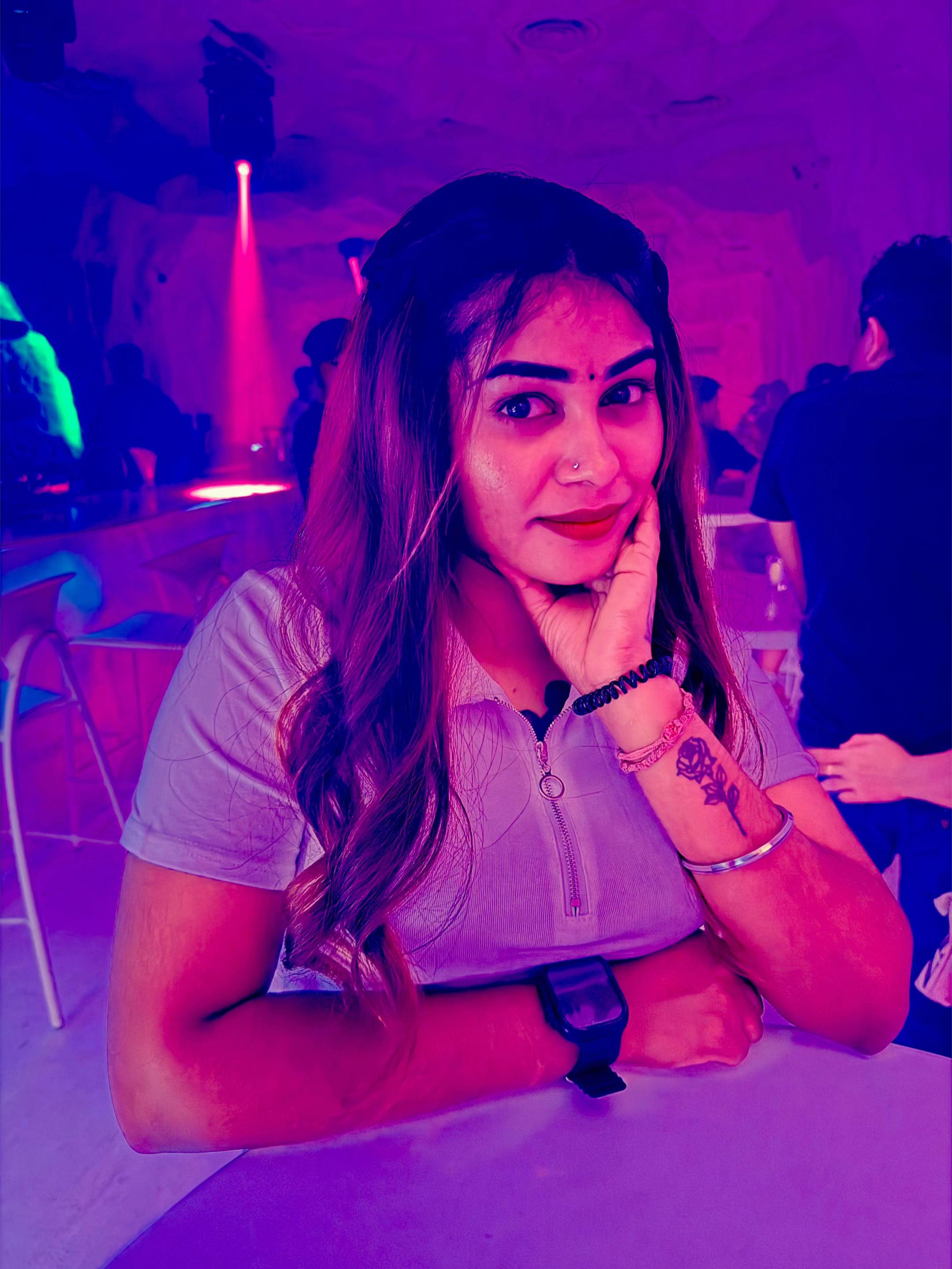 @✨𝒯𝒾𝓃𝒶𝓈𝒽𝒾𝓃𝒾360🖤