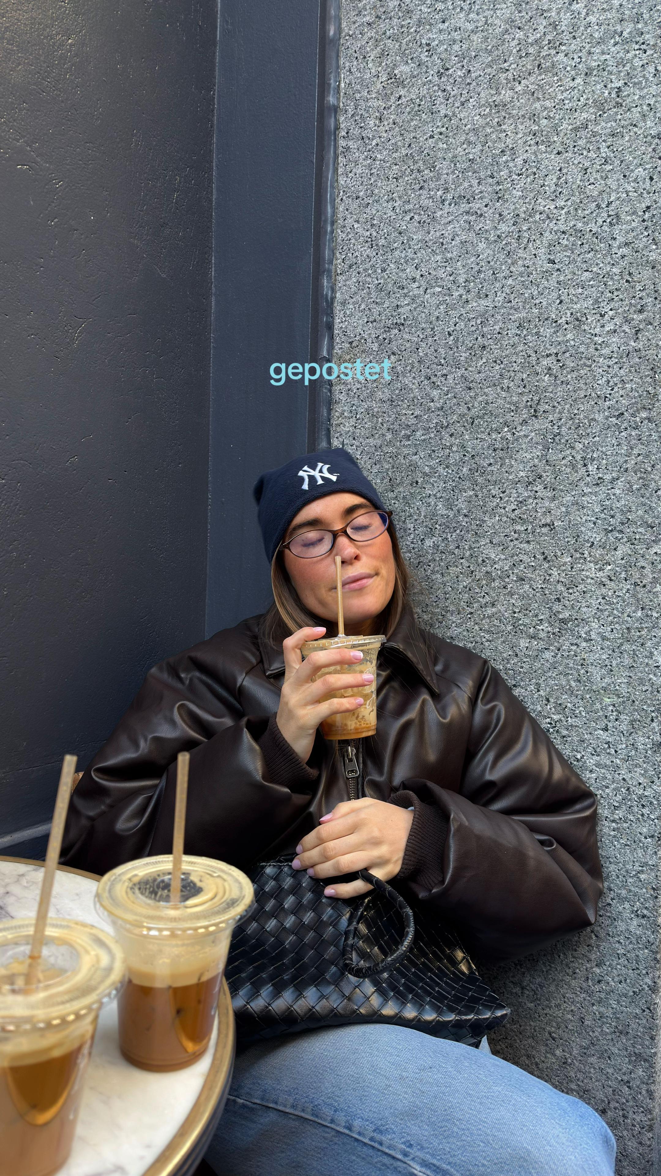 @ɐuᴉʇuǝlɐʌ