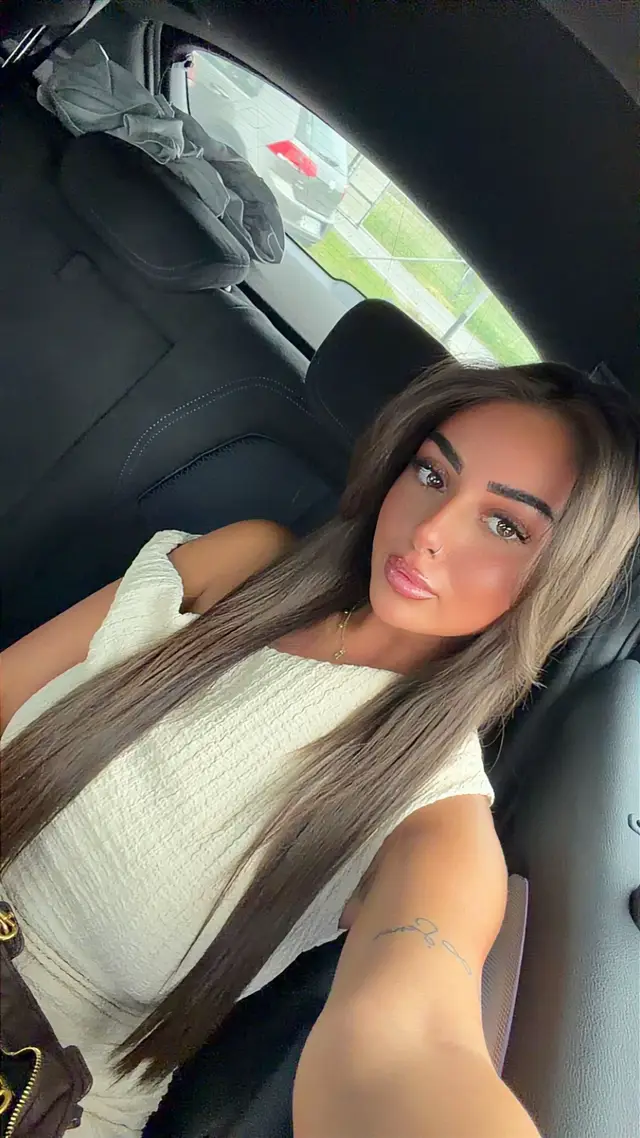 @Sel0uu