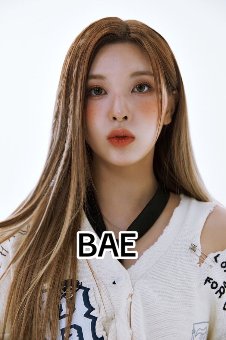 @𝓂𝑜𝑜𝓃𝓁𝒾𝑔𝒽𝓉