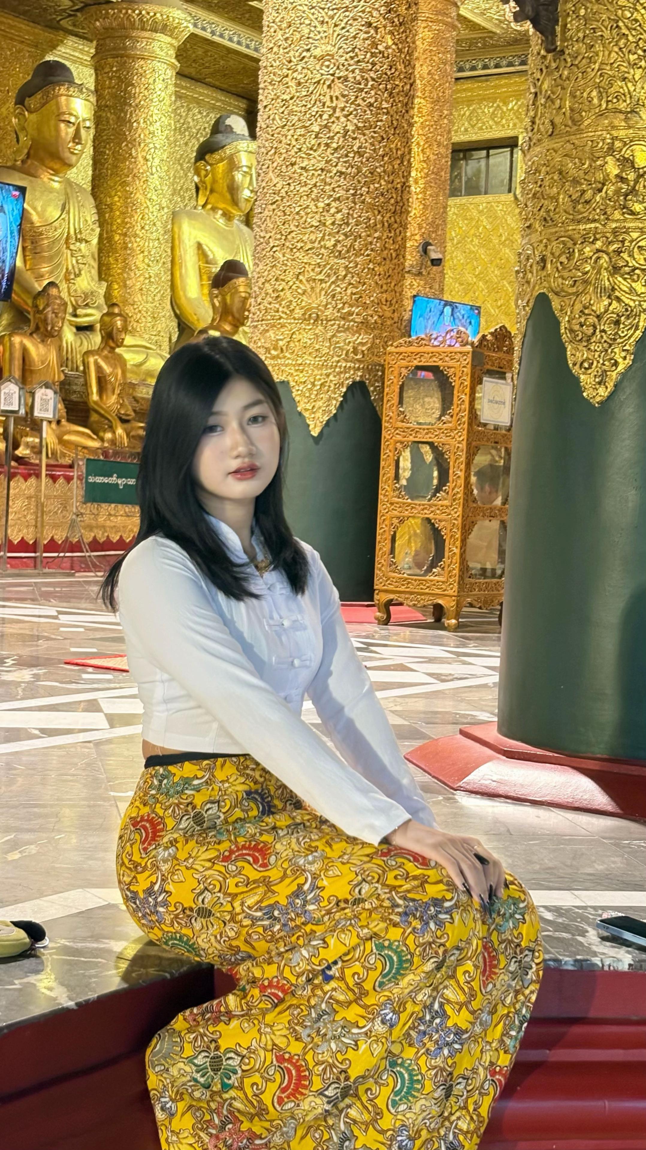 @Hnin Pyae