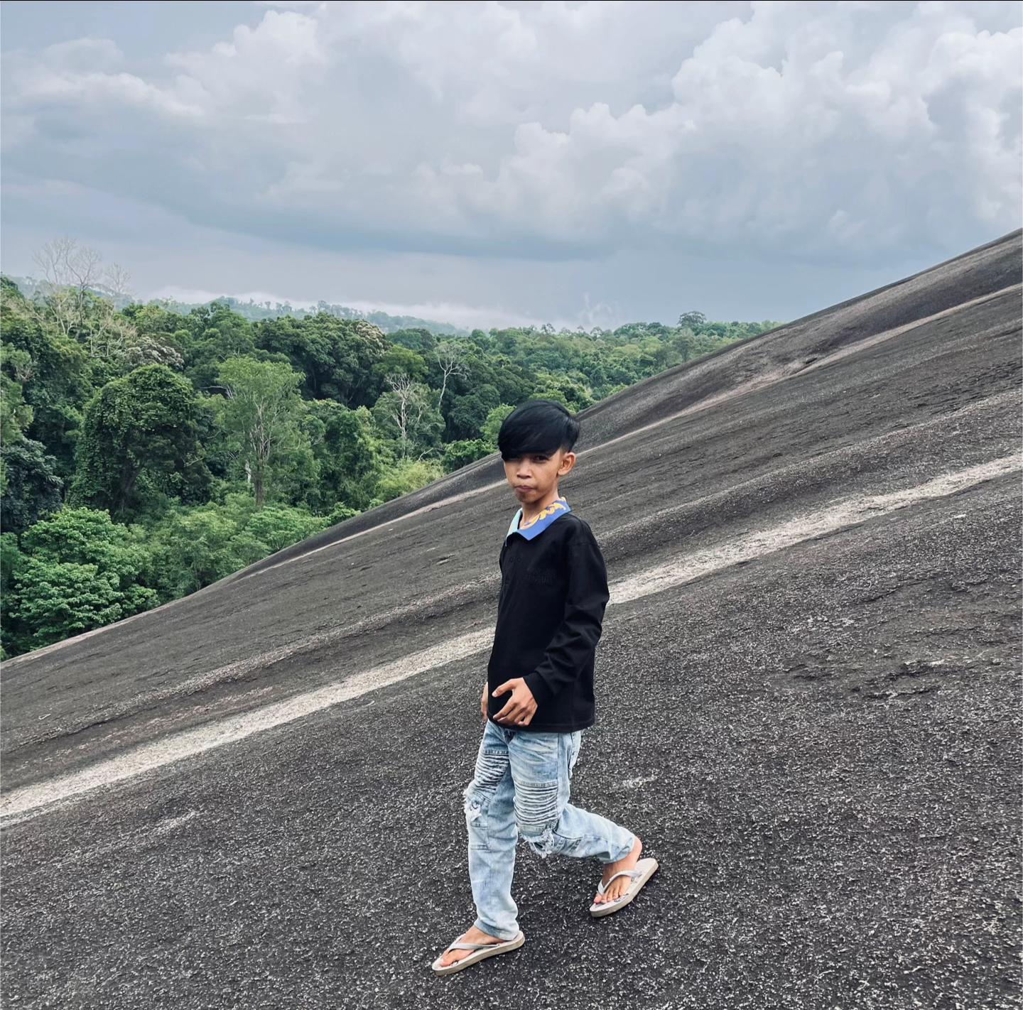 @Vann-វណ្ណ