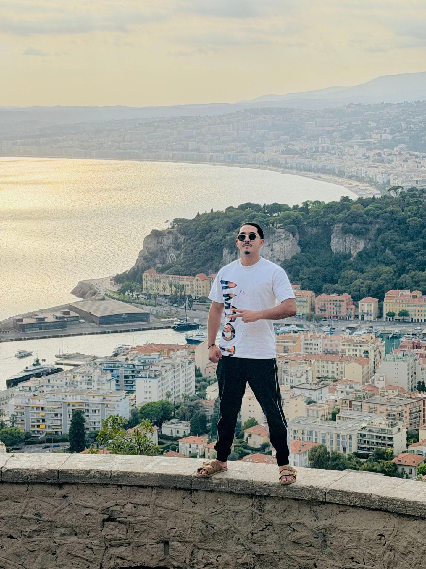 @🇦🇱𝐀𝐠𝐫𝐞𝐬𝐢𝐯𝐮_𝟕𝟕🇦🇱