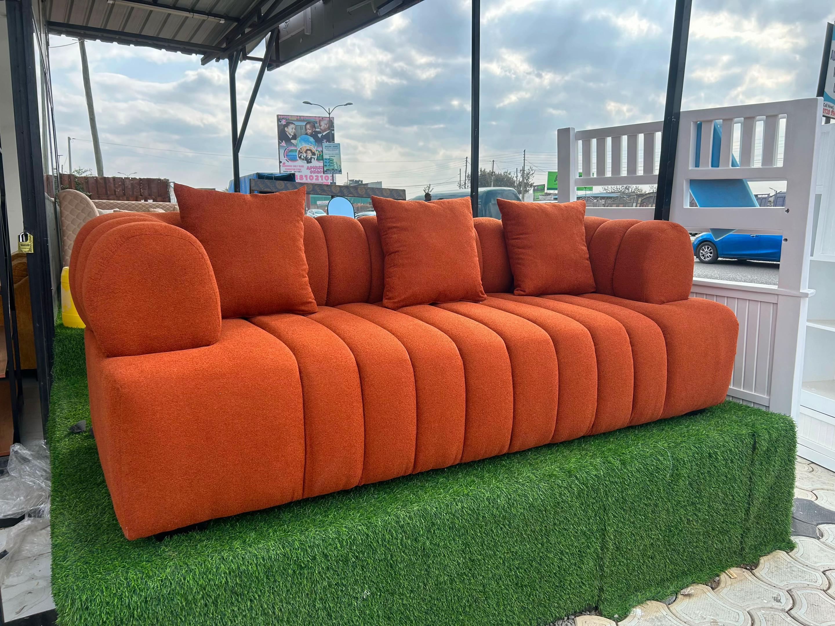 @BRANDDECOR_INTERIORS