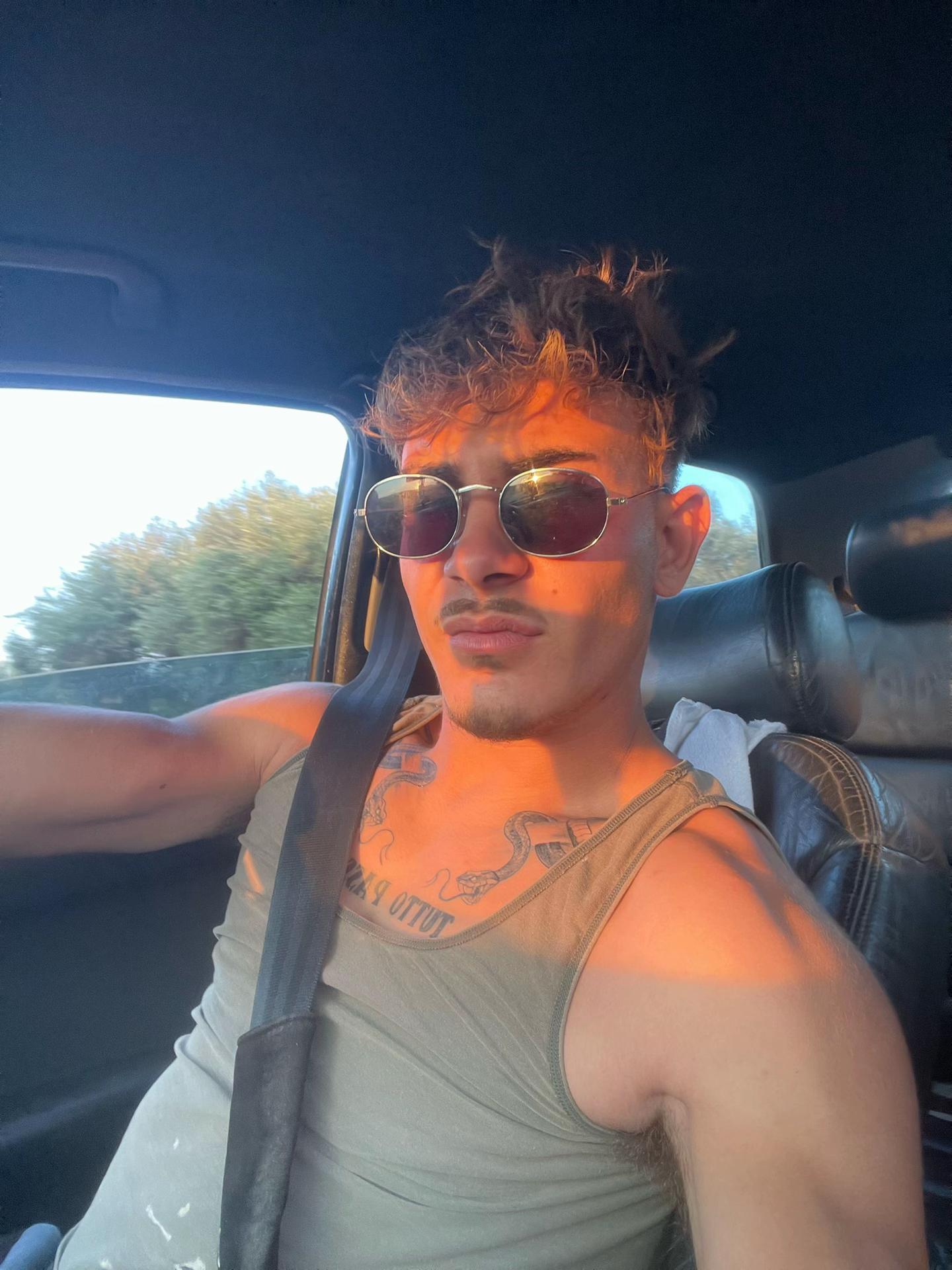 @Ntouris