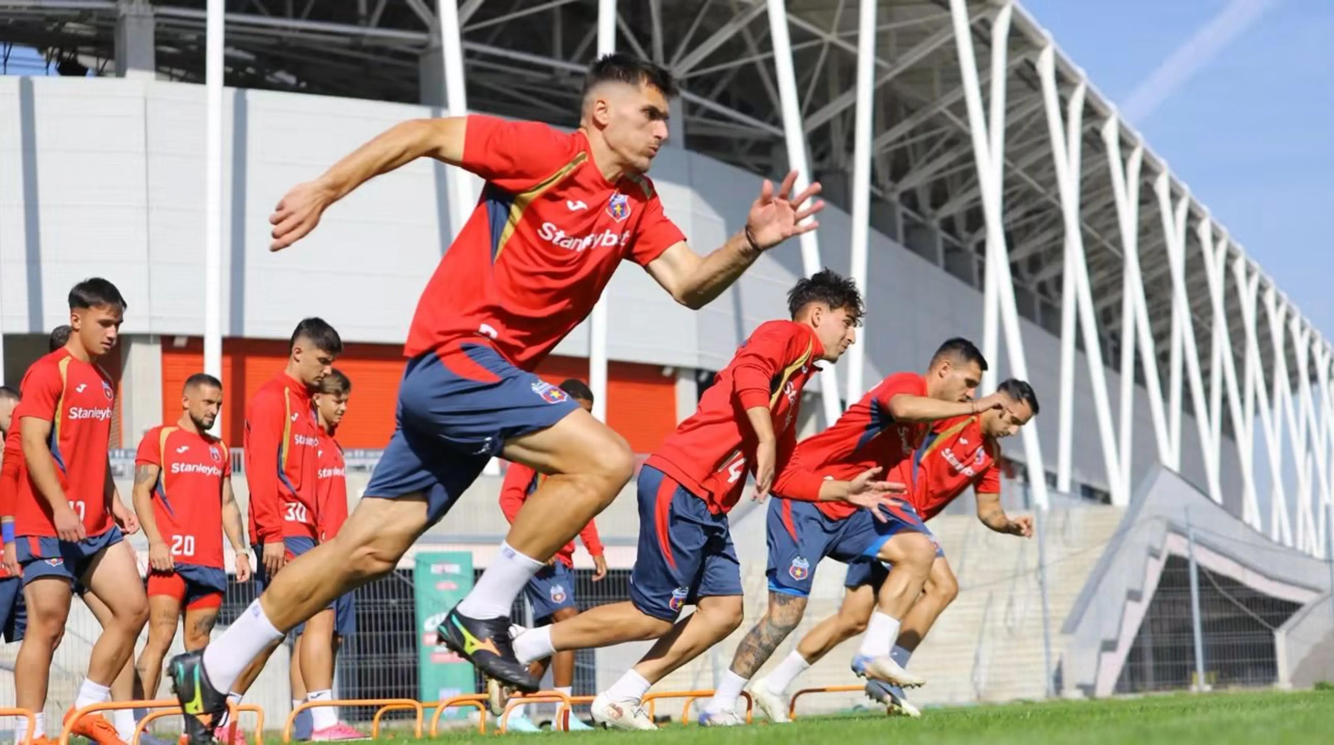 @Steaua București