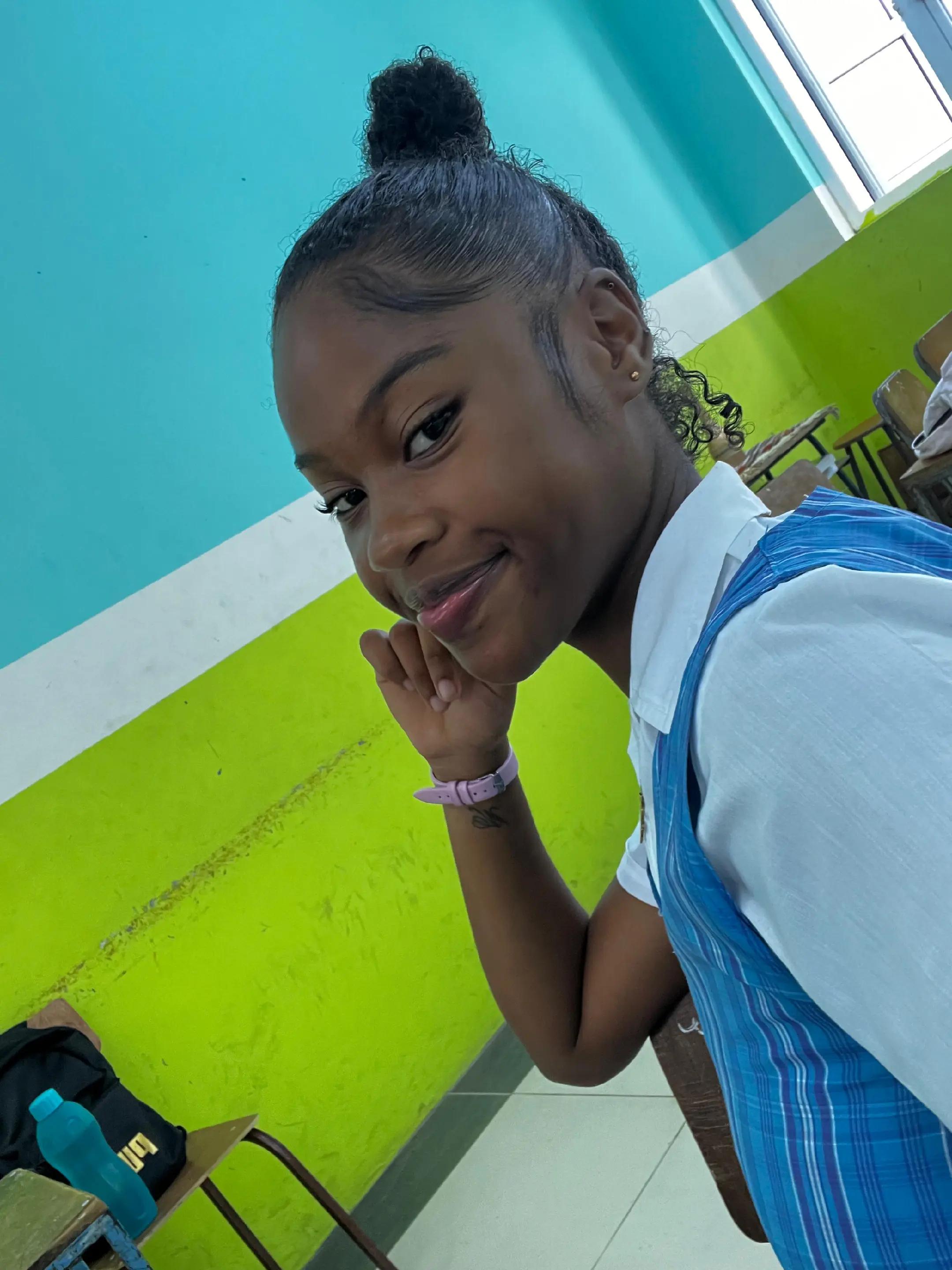 @Miss Ravina🤎!