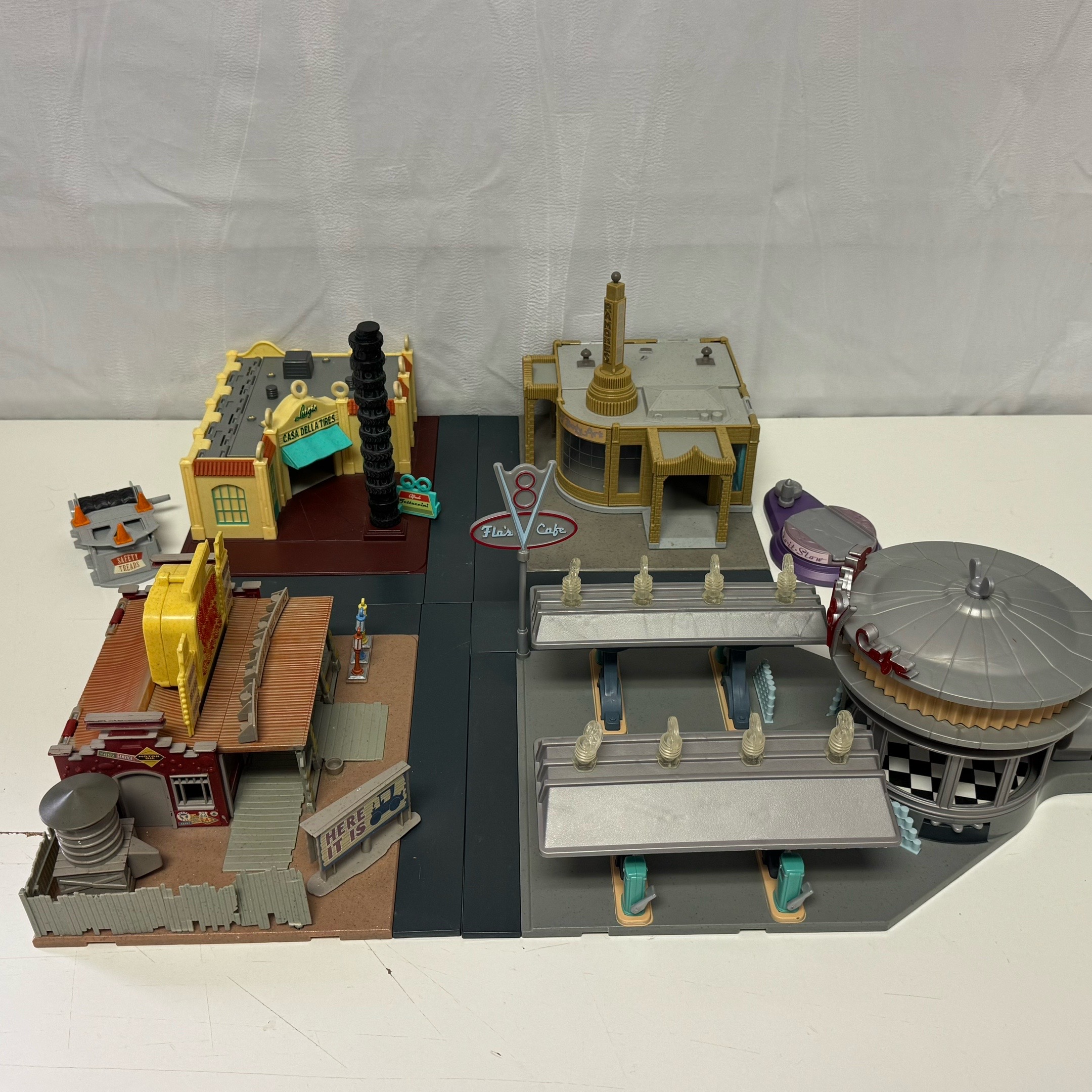 @diecastdungeon
