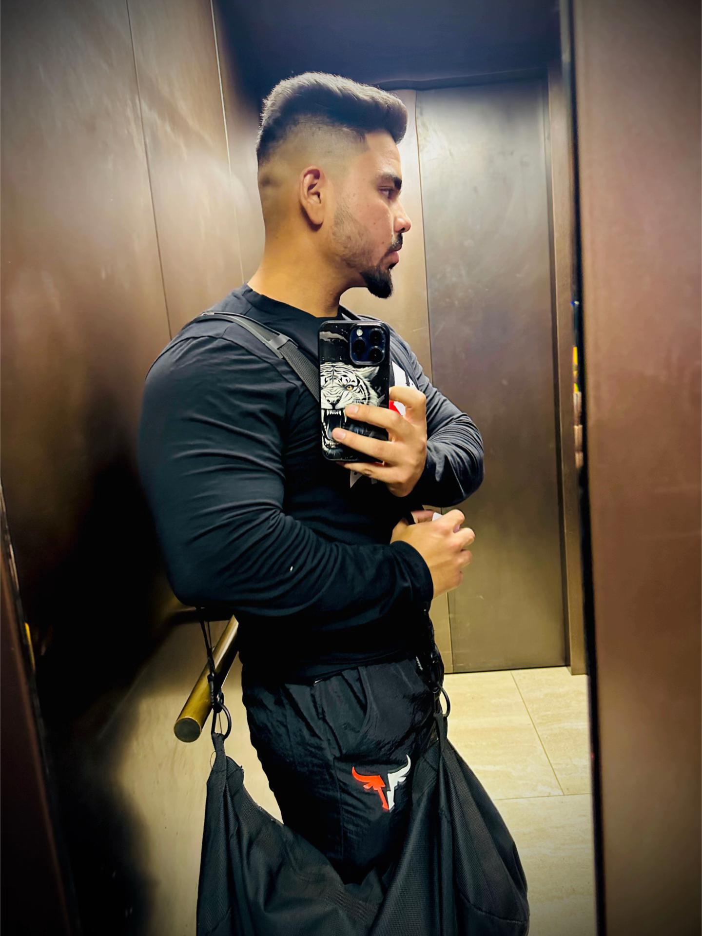 @itsxbains