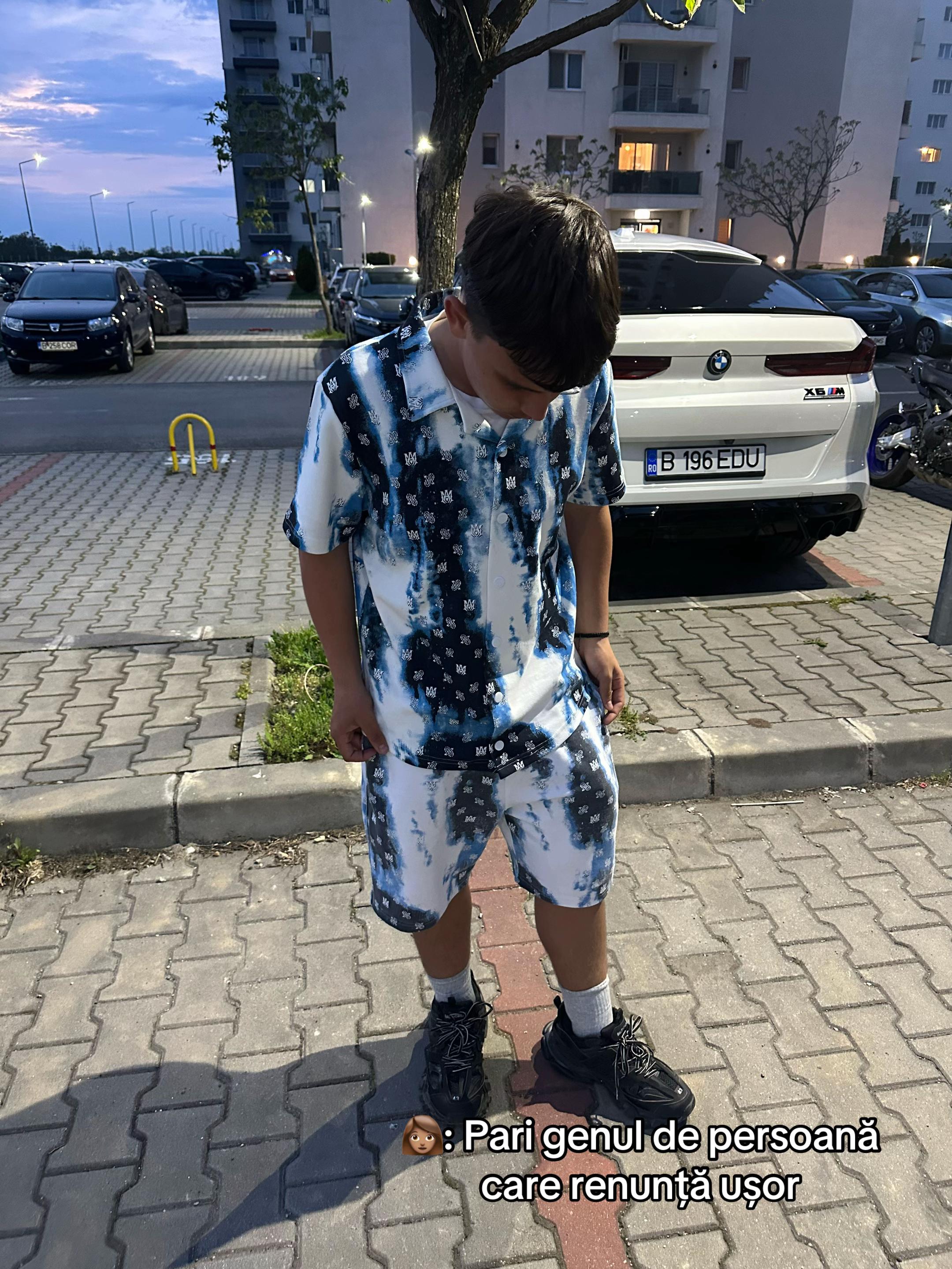 @27.raresq
