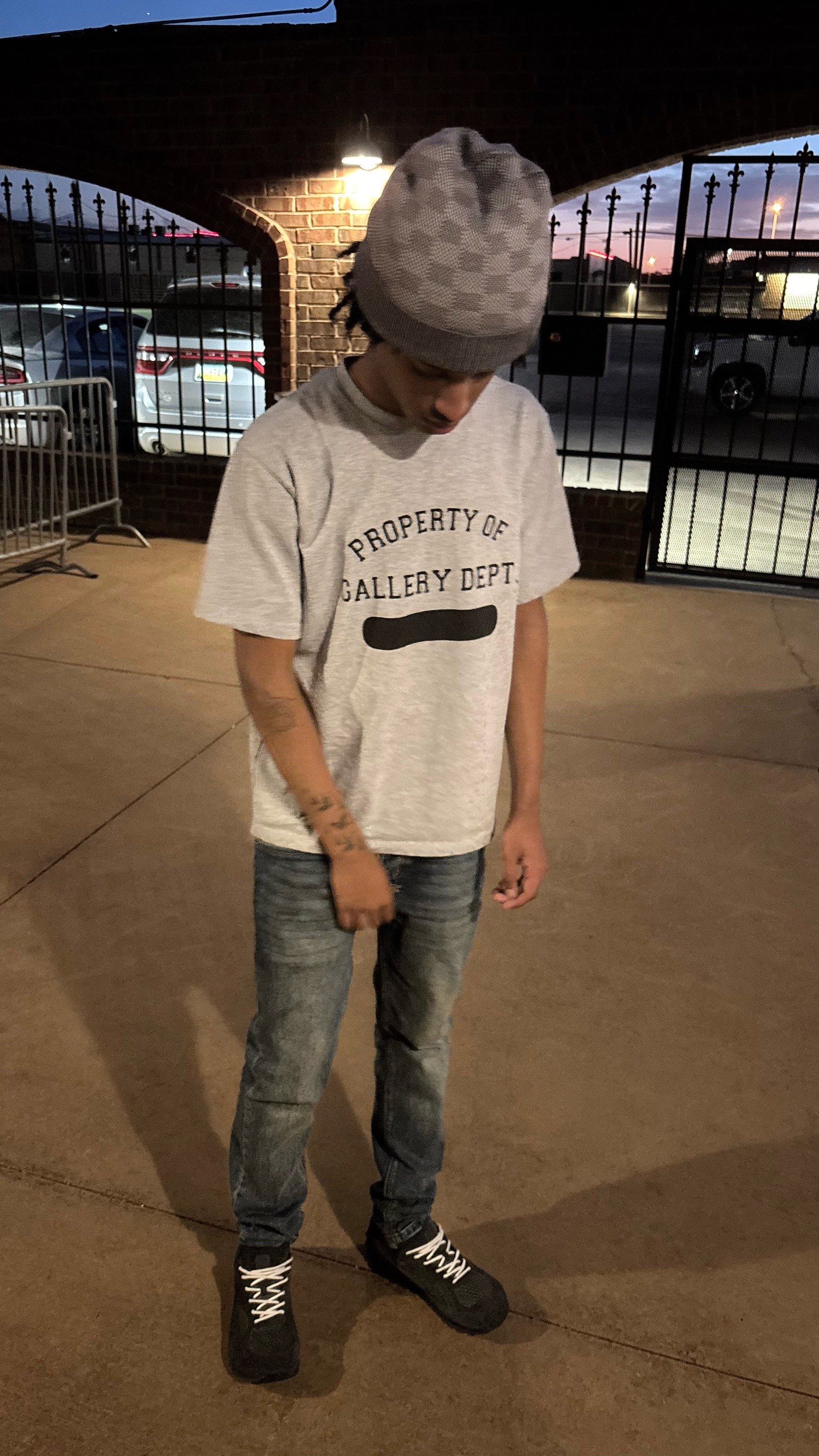 @Q