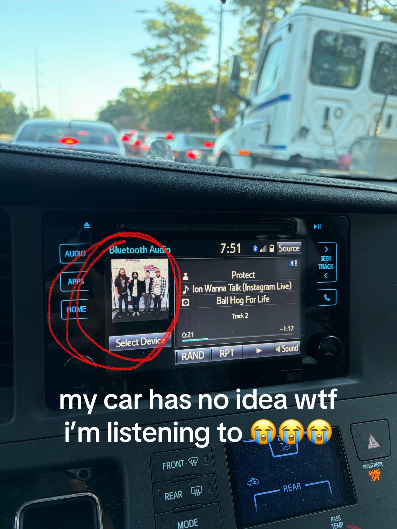@Moncleezy