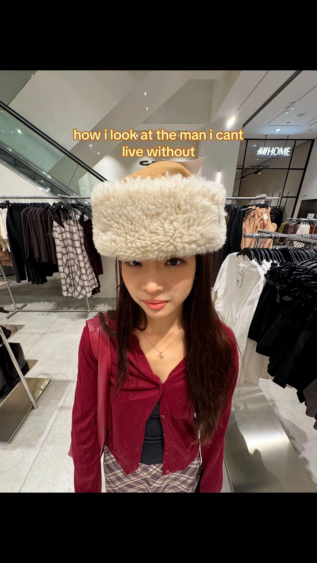 @kelynn
