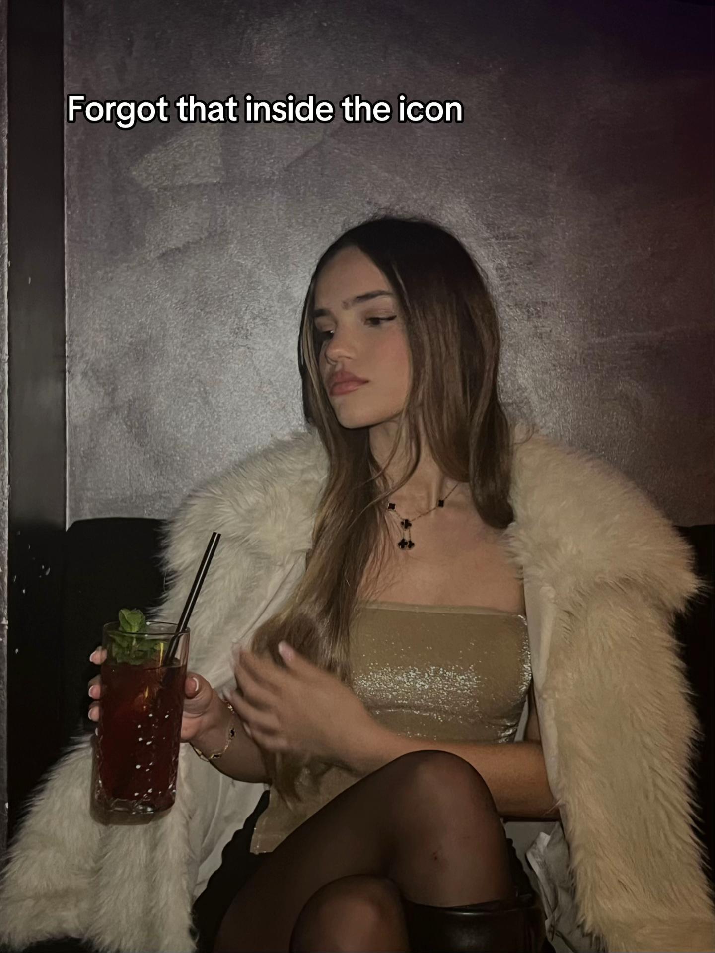 @&Phi;&omega;&tau;&epsilon;&iota;&nu;ή🥥