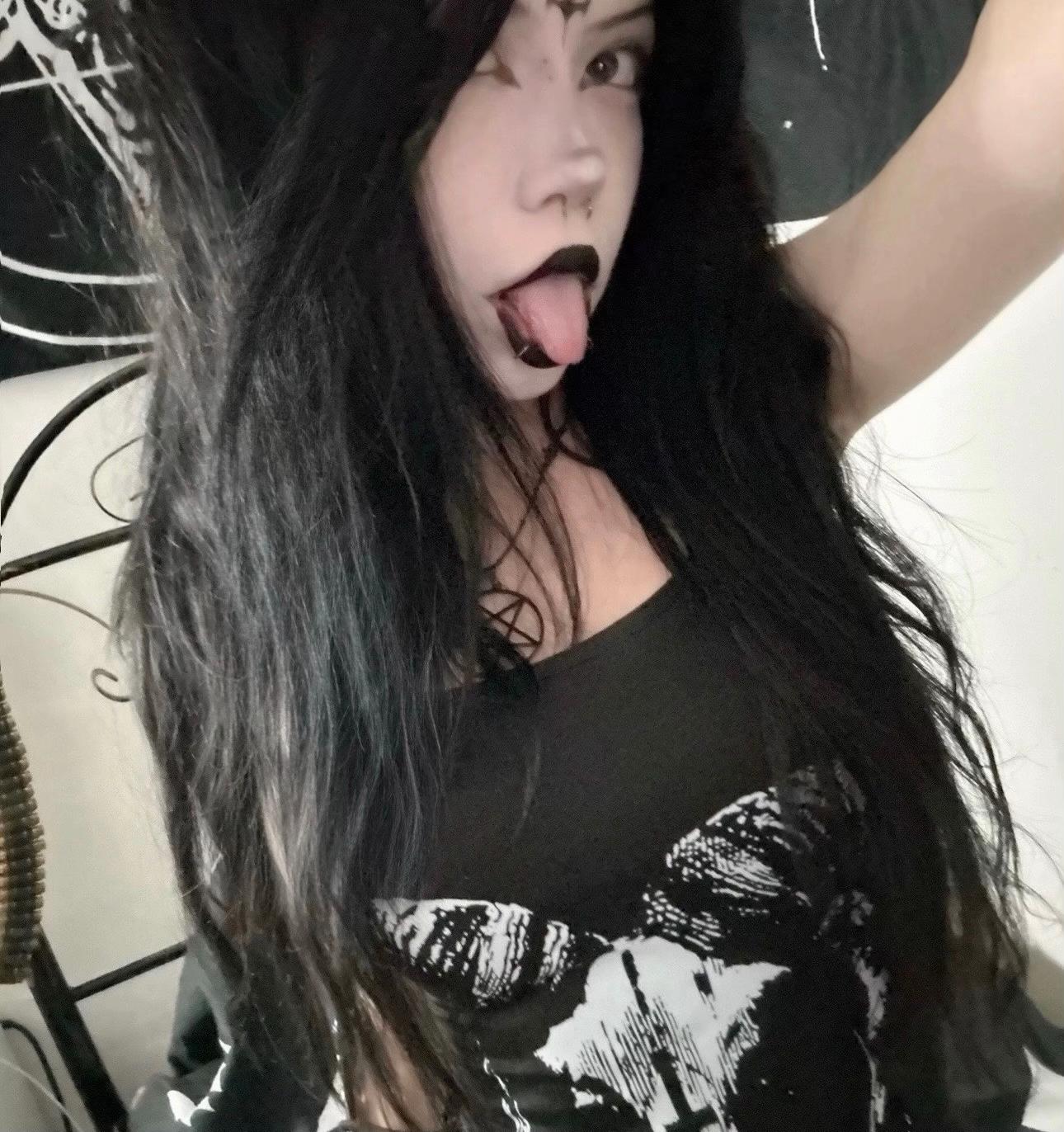 @katia 𖤐