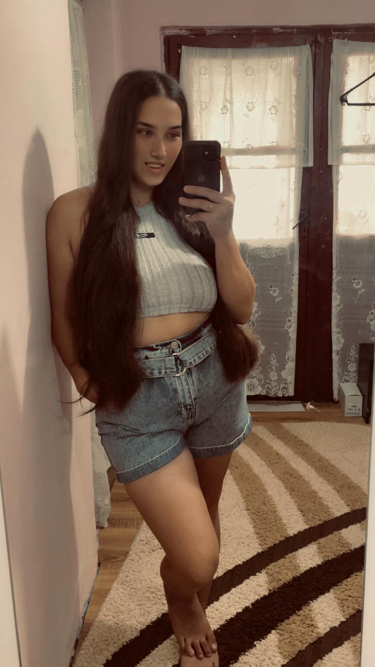 @🥀Flory Eve Caty 🖤