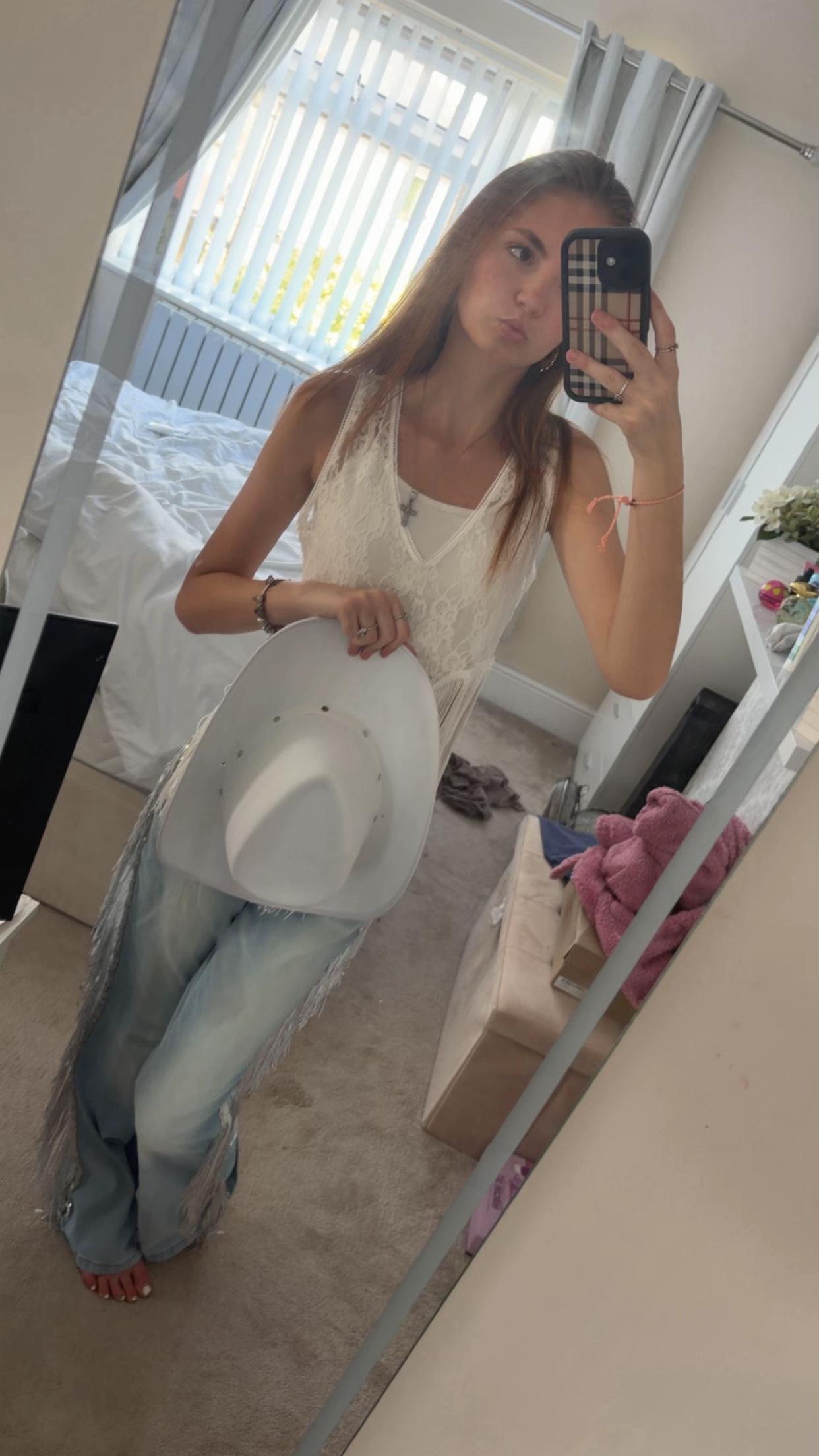 @𝑺𝑲𝒀𝑬𝑴𝑨𝑹𝑪𝑰𝑨💐
