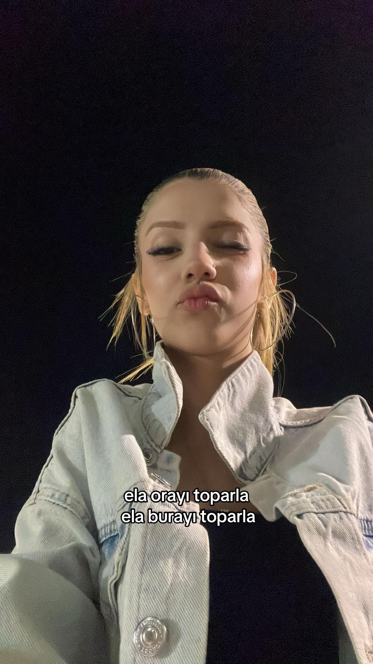 @3lawia_