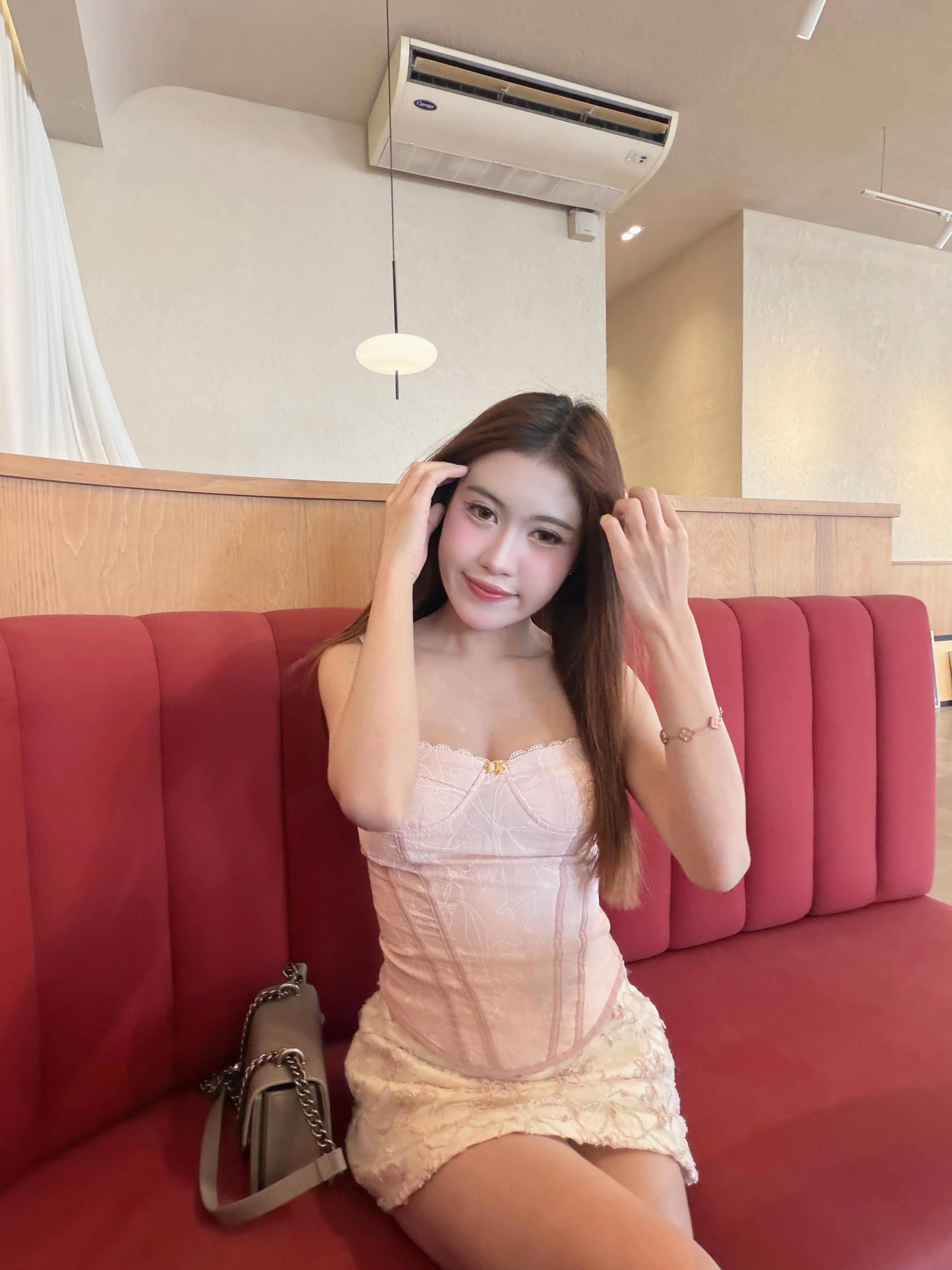@Kanyaphak