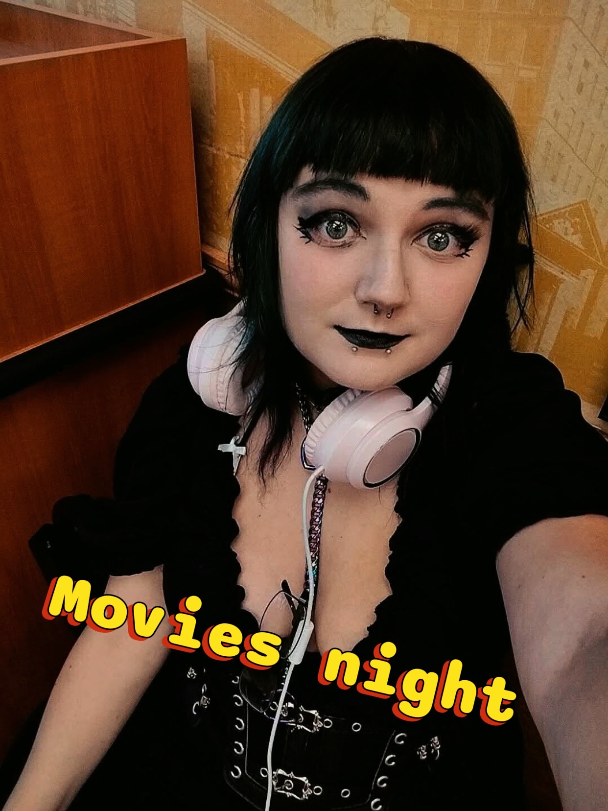 @experimental_trash_cosplays 🖤