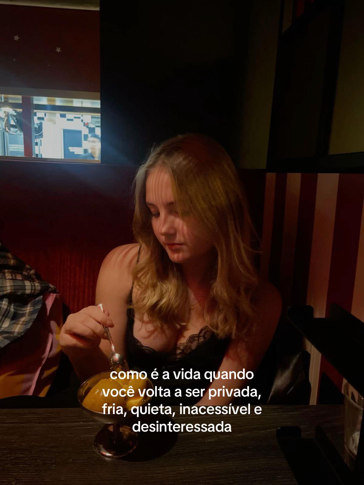 @divoniicass