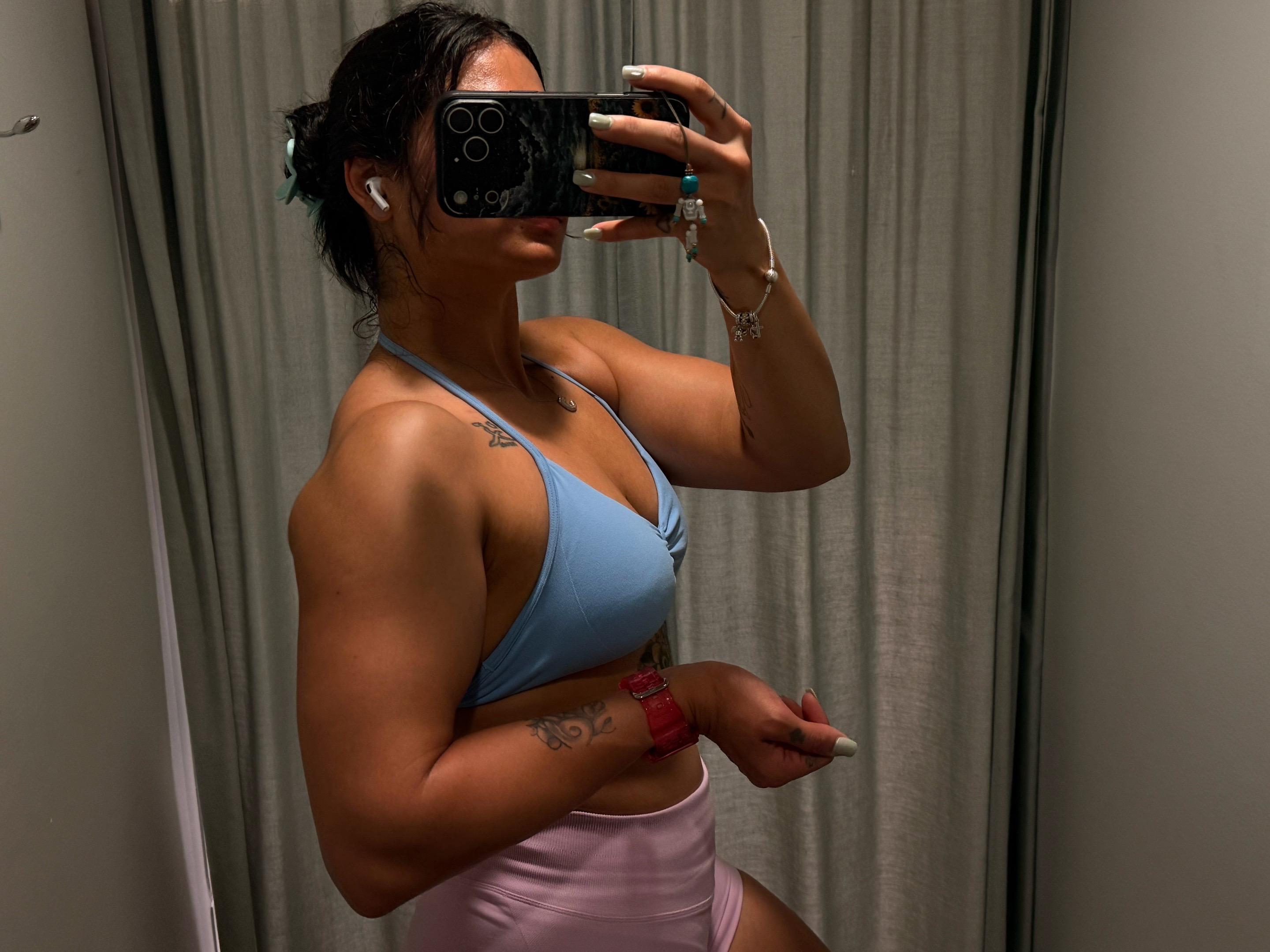 @Muscle_Mom