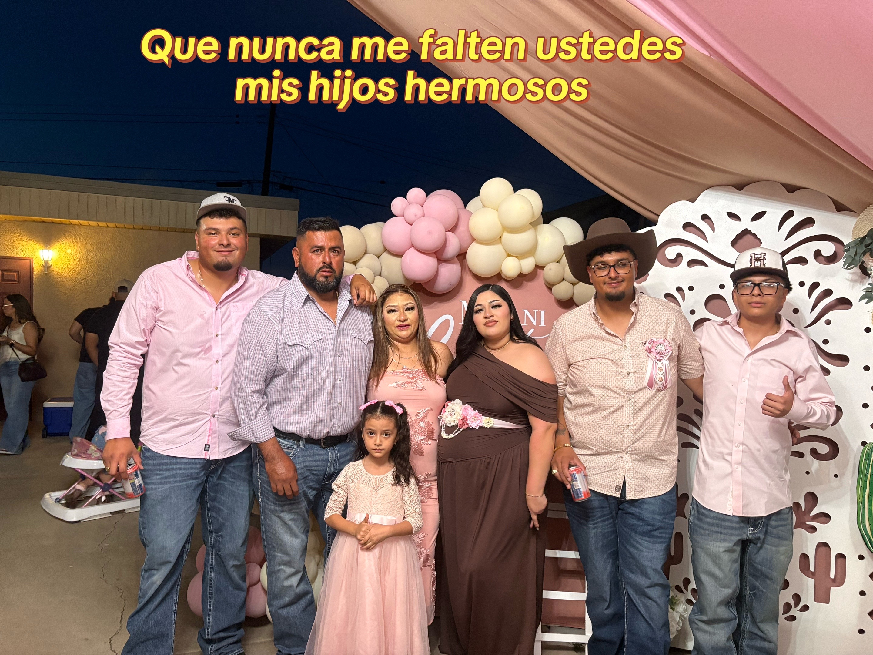 @Yessenia Nunez A 👩❤️👩🍁🦋