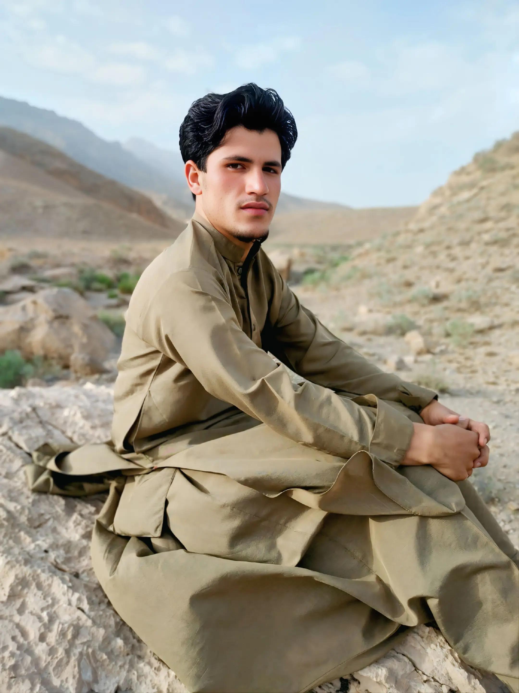 @NAQEEB. S. N.