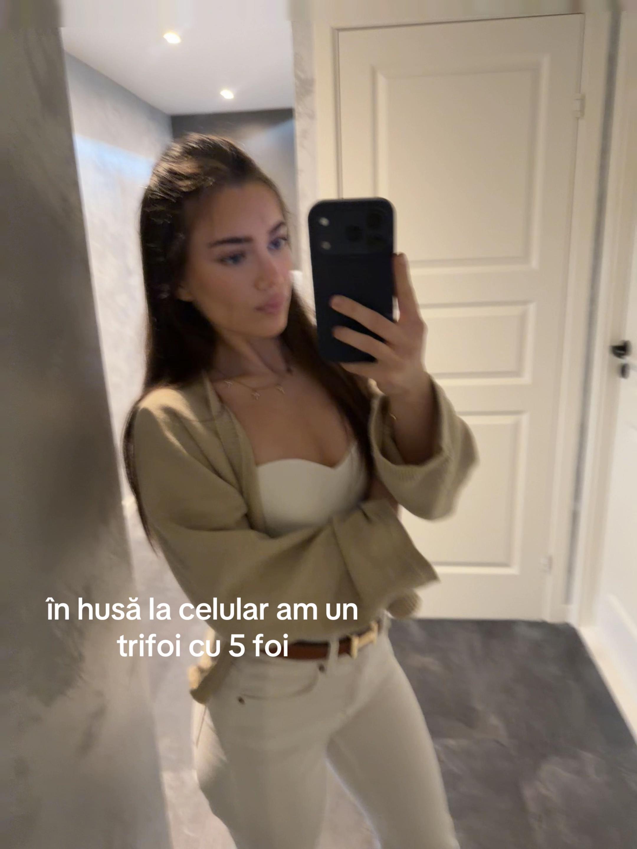 @Elena-Alexandra