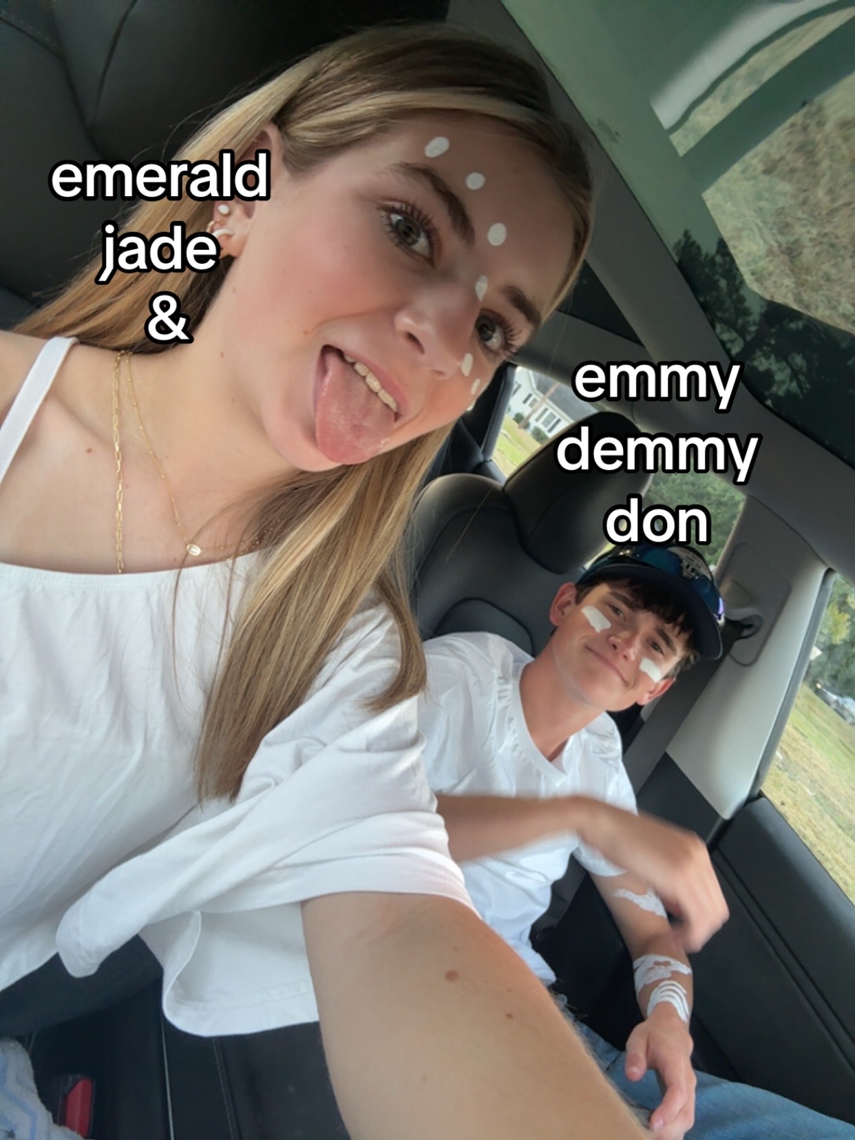@aleyna