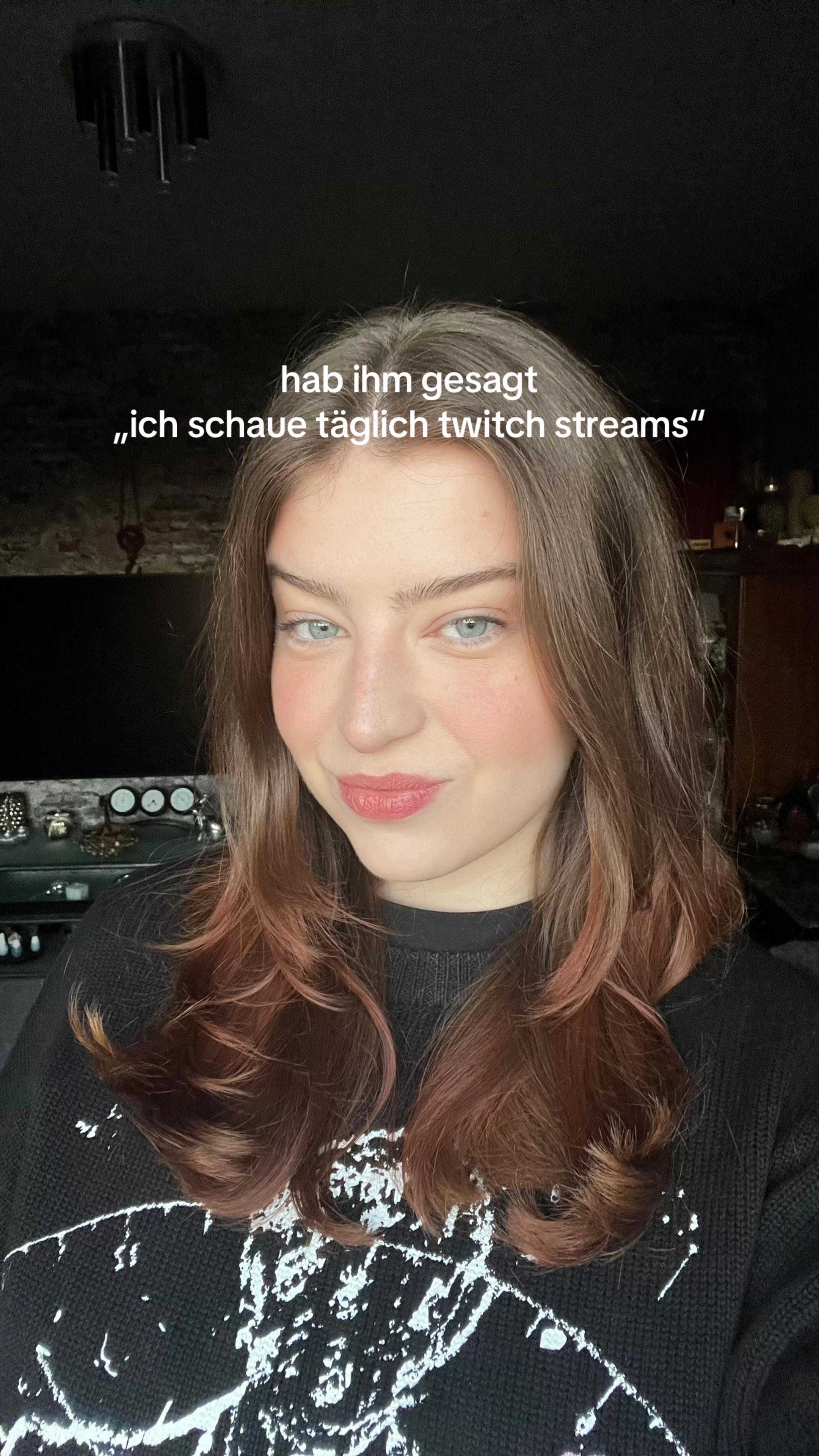@emi🌟