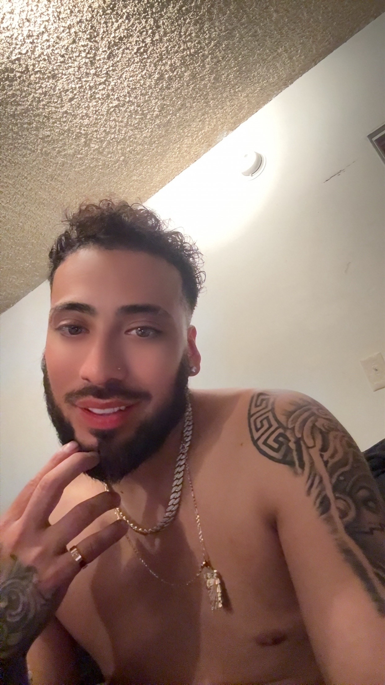@Gods_giift_17