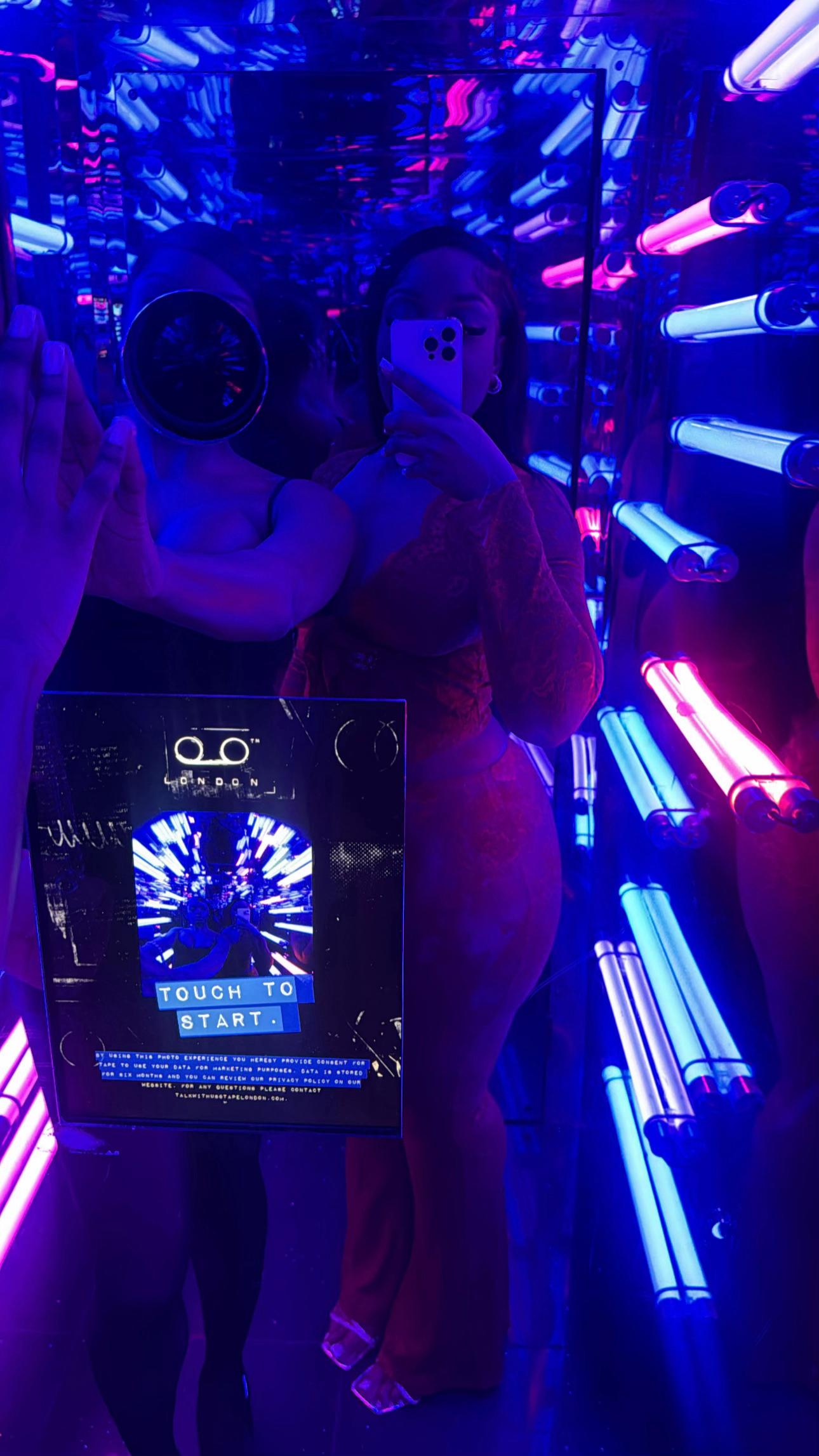 @𝐄𝐧𝐝𝐫𝐚𝐚𝐱