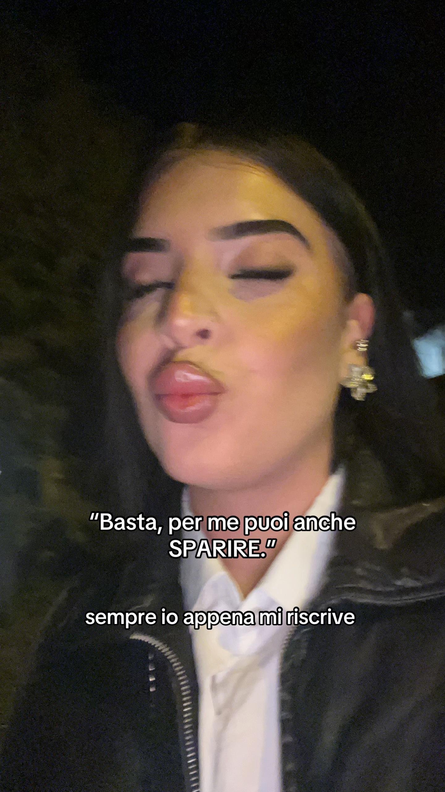@𝑬