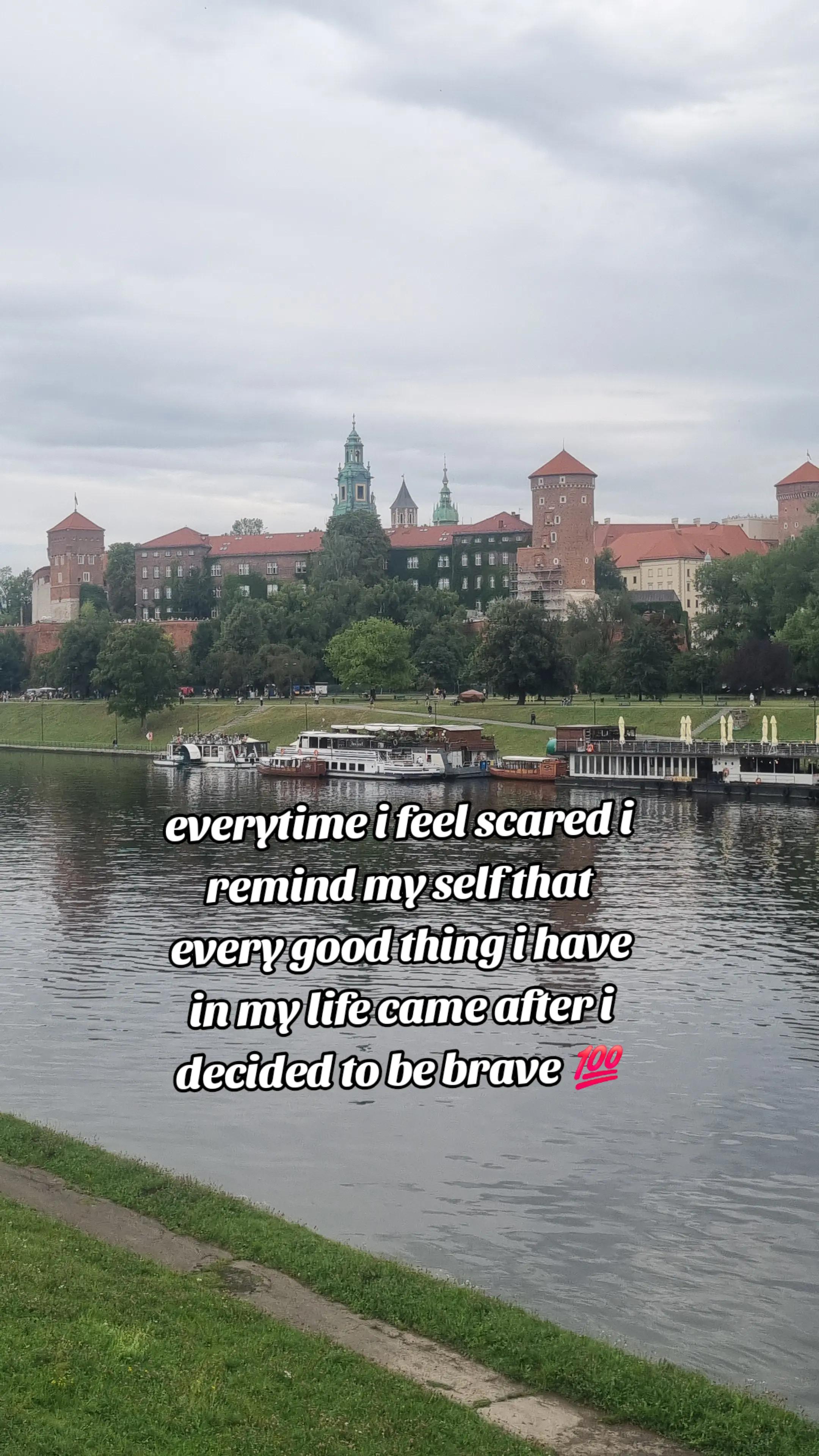 @𝓛𝓪𝓾𝓻𝓪