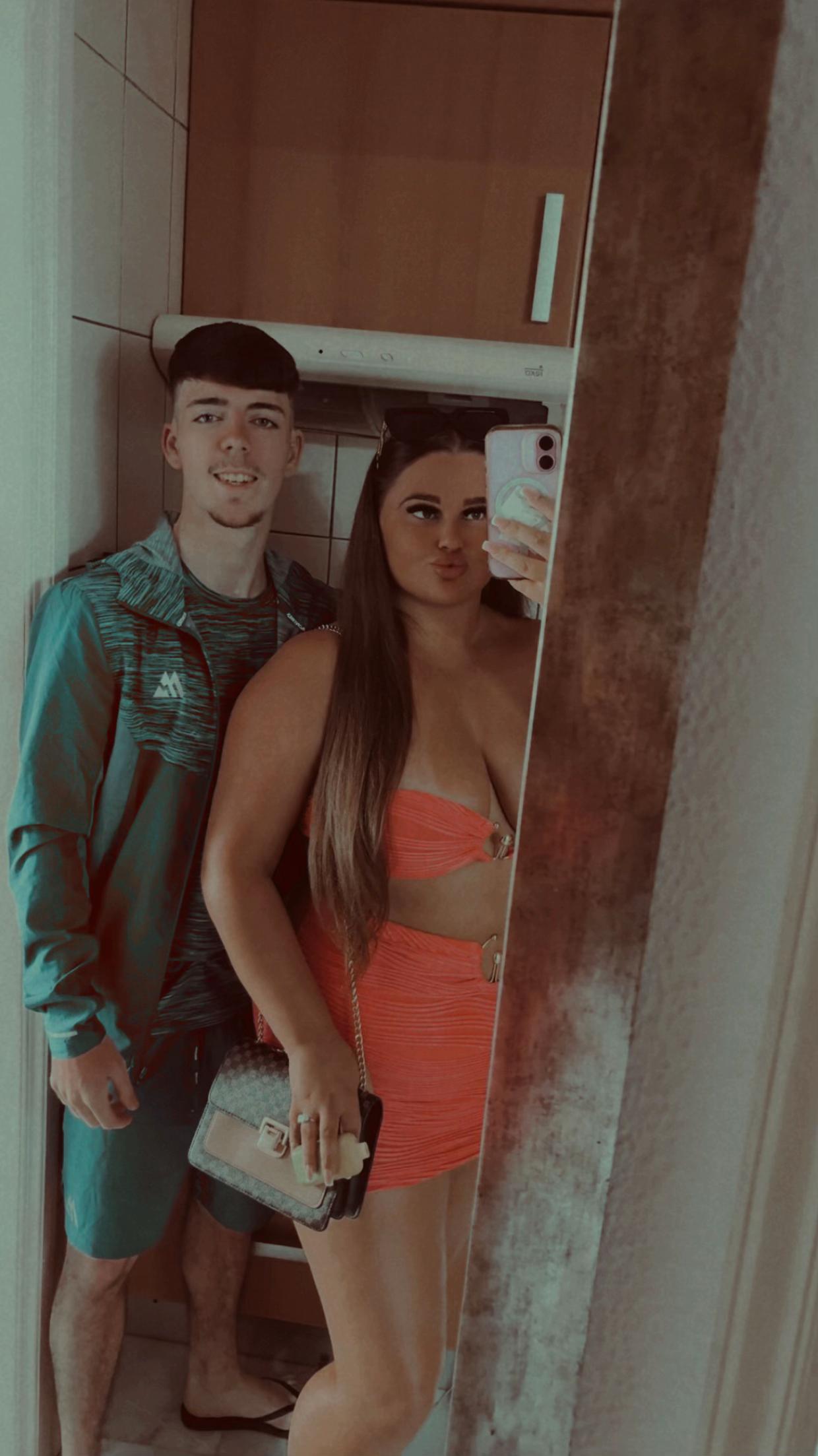 @XRosieXChristopherX