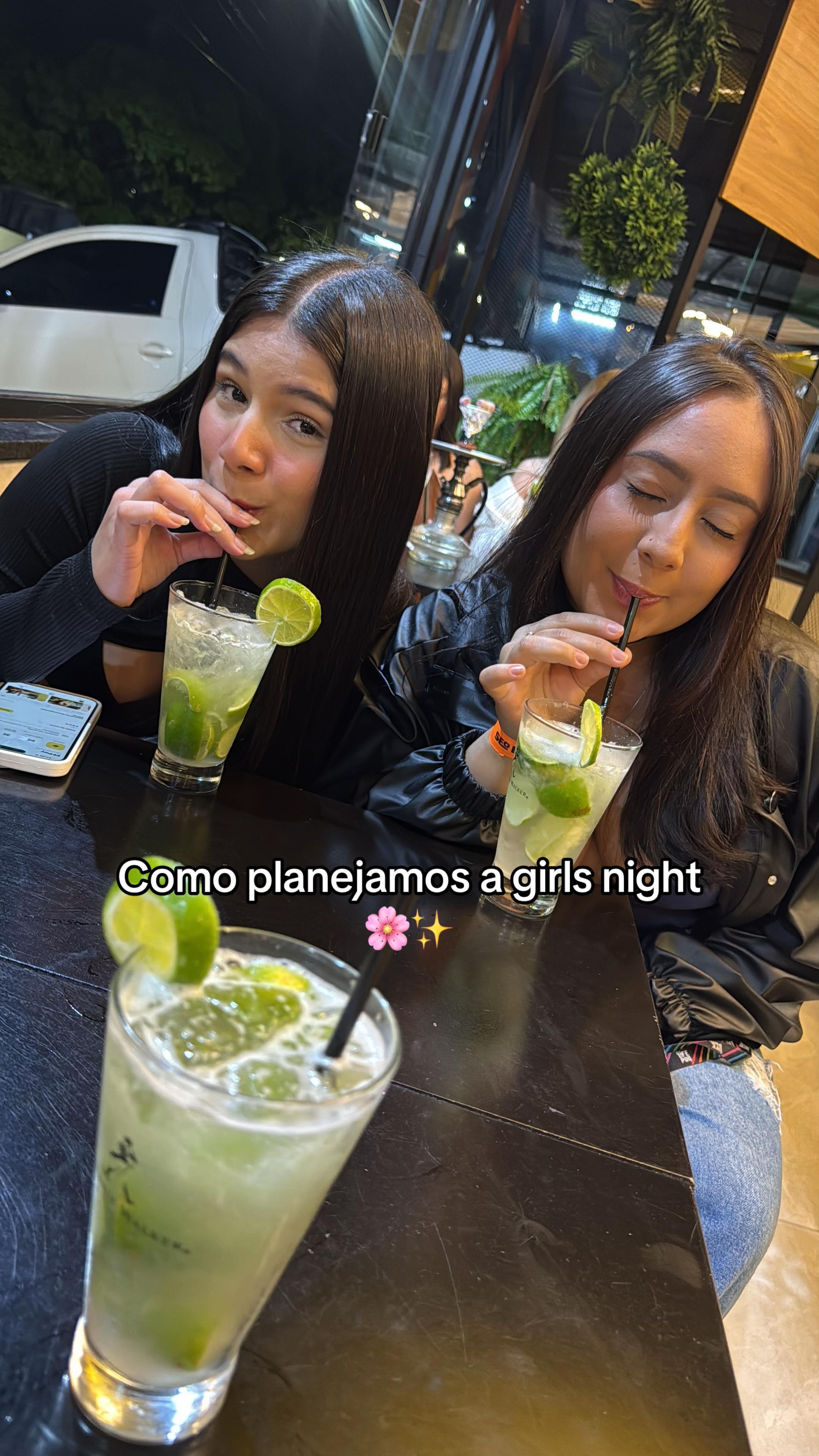 @Evelyn Cristina