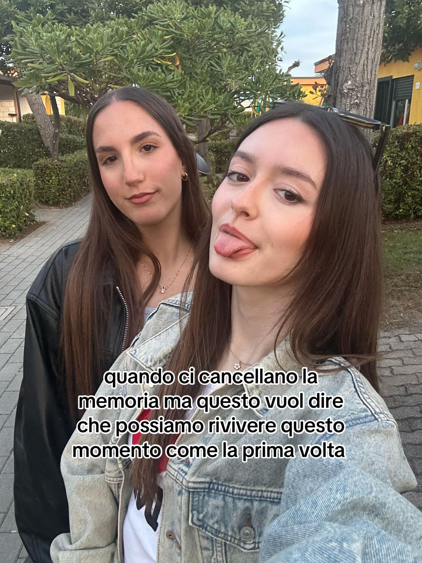 @Eli & Ele 💅🏻