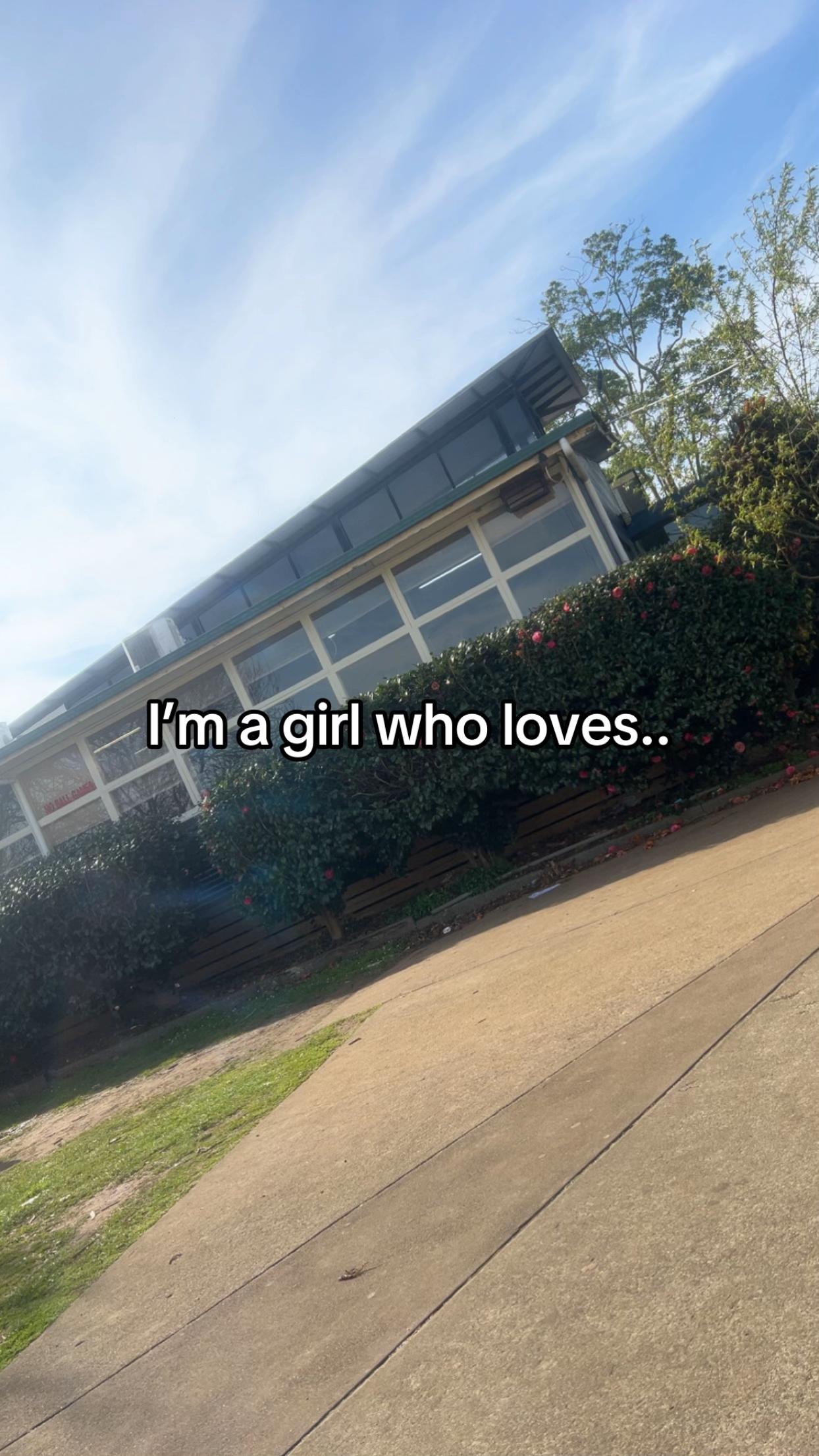 @defnotscarlet14