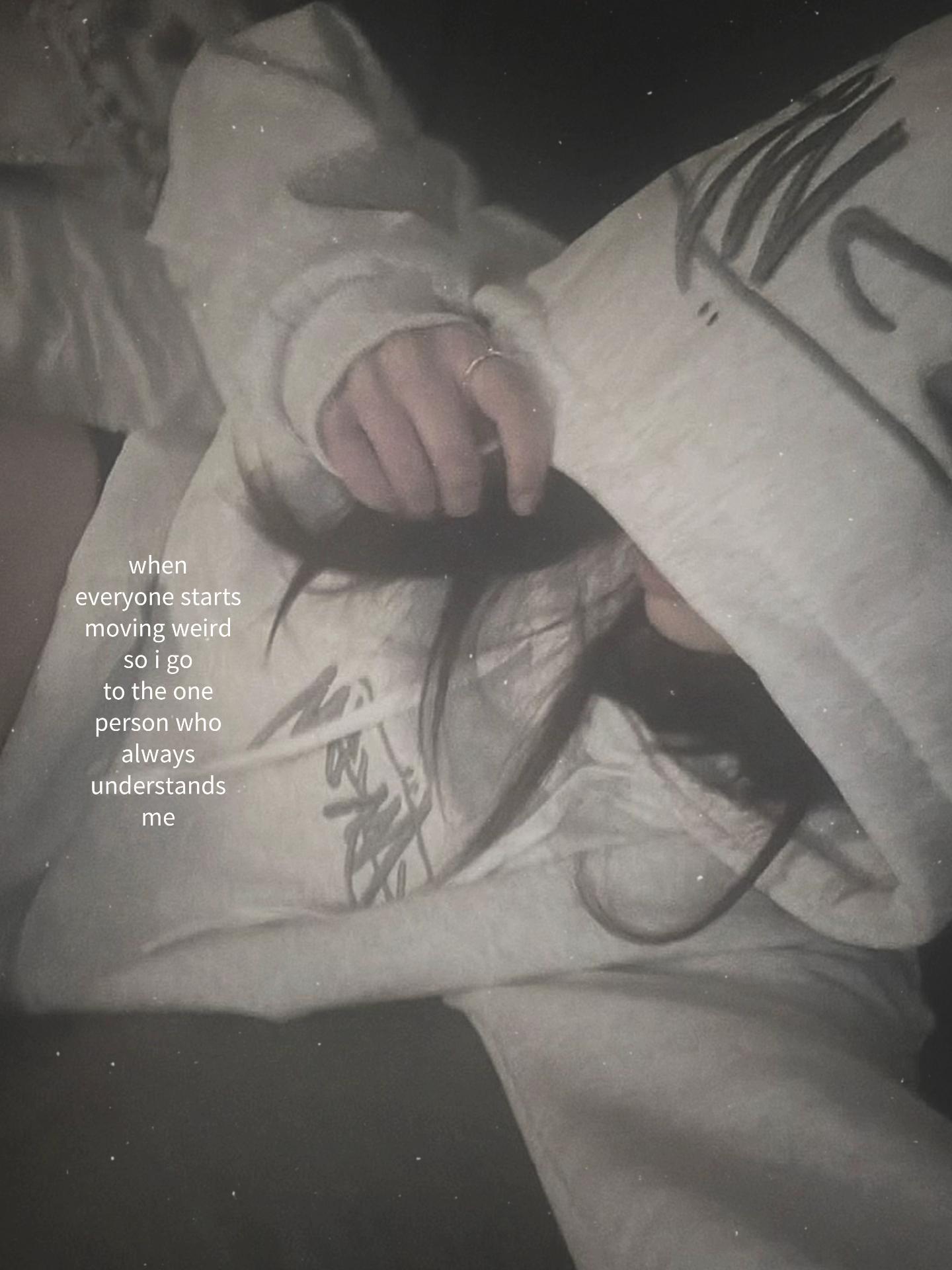 @𝒻 ᥫ᭡