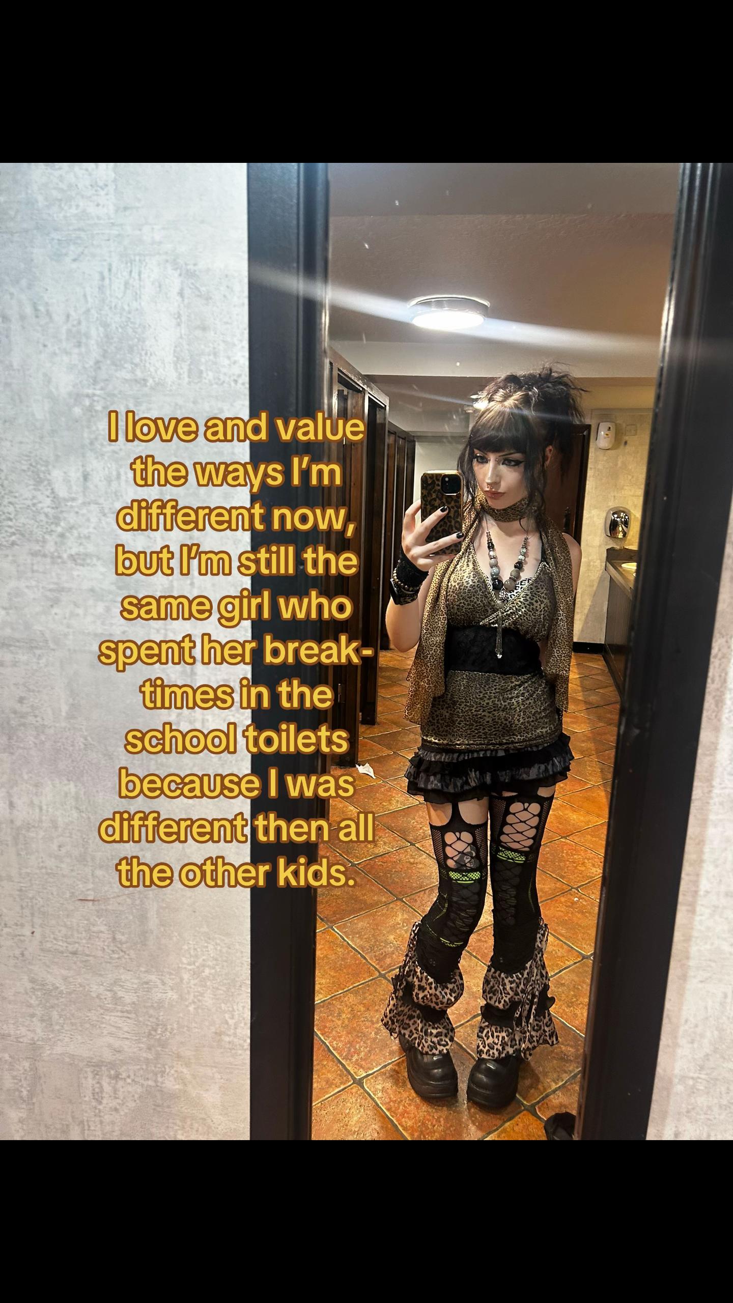 @Aphen🧟♀️