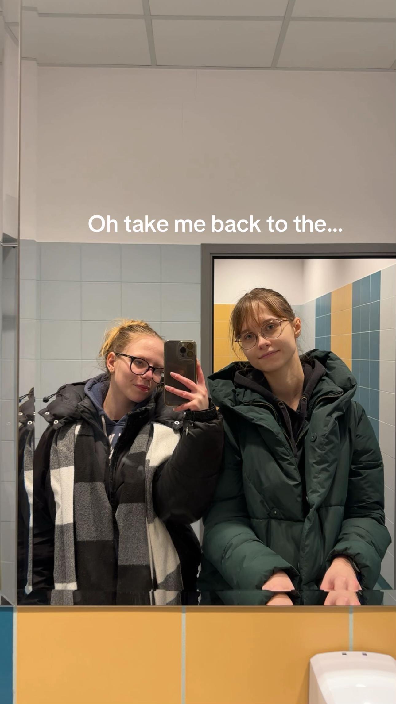 @Rogowska
