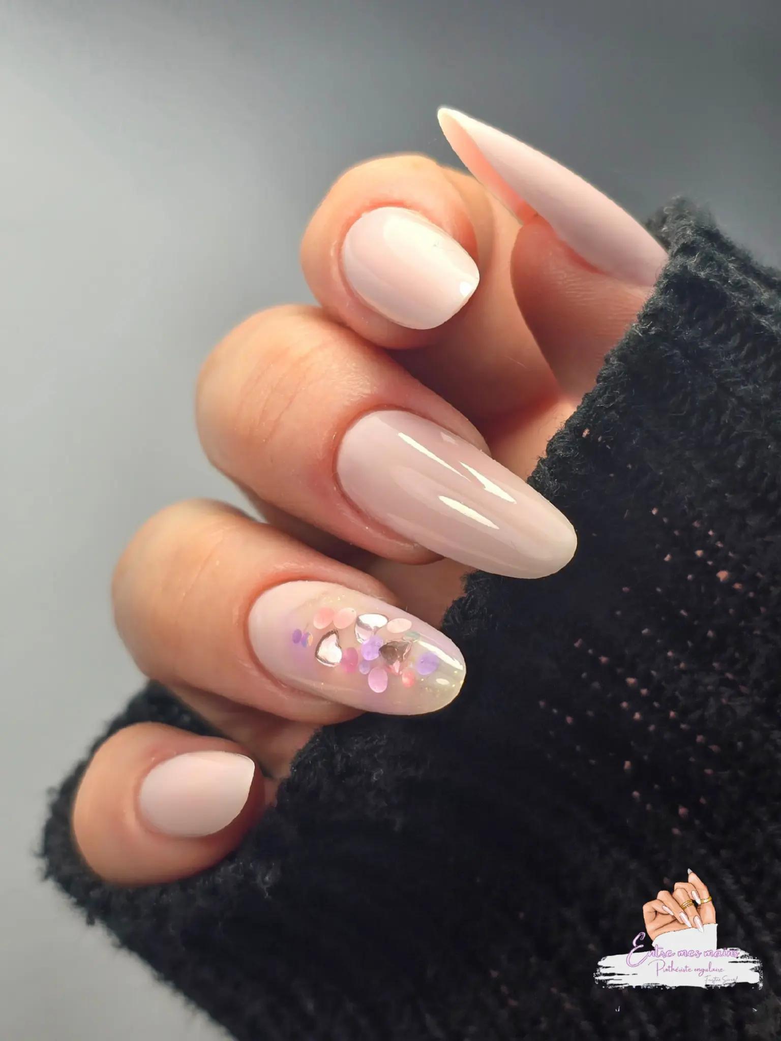 @Faustine ✨️Entre mes mains✨️