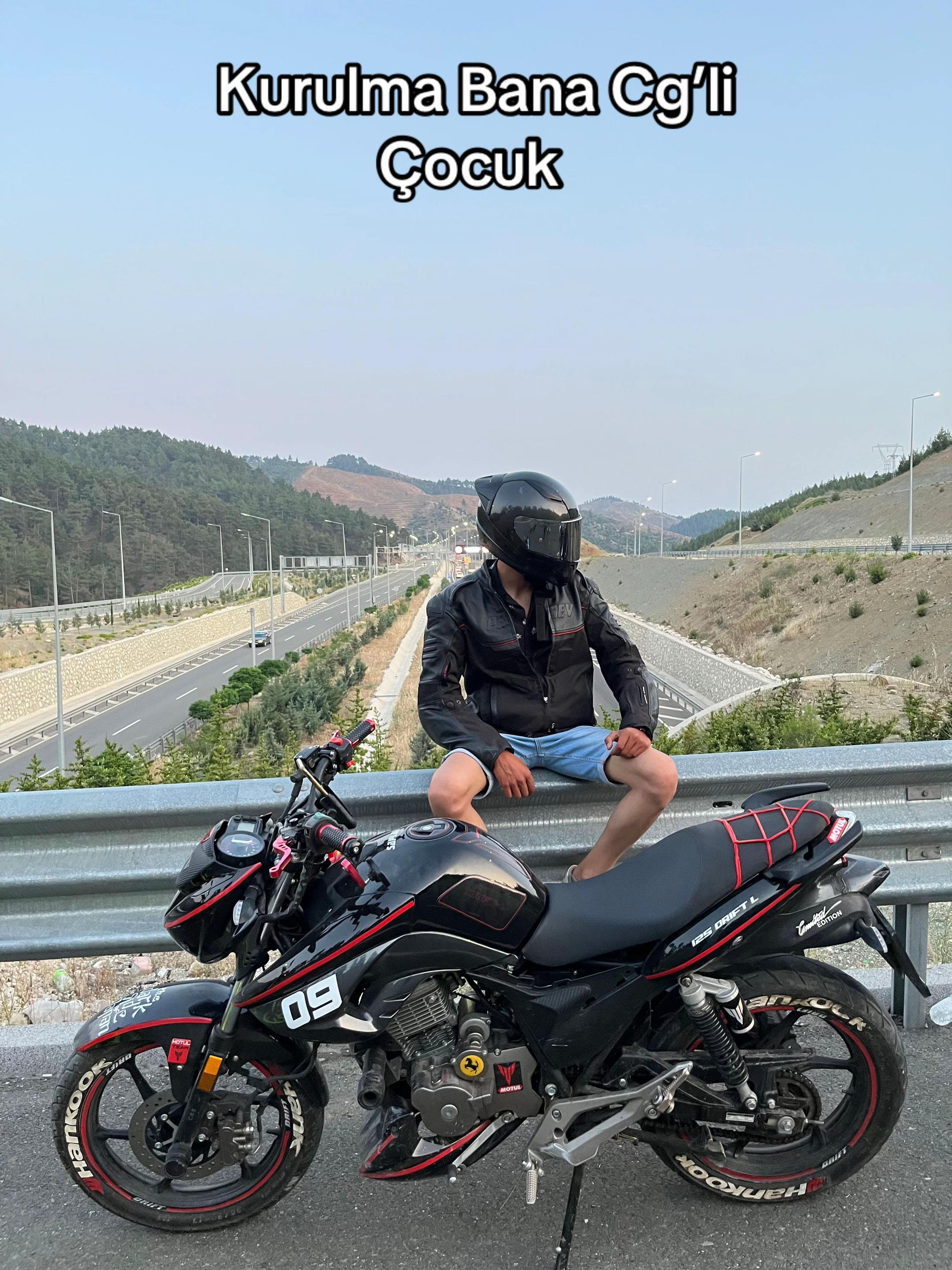 @Eren Aytemiz
