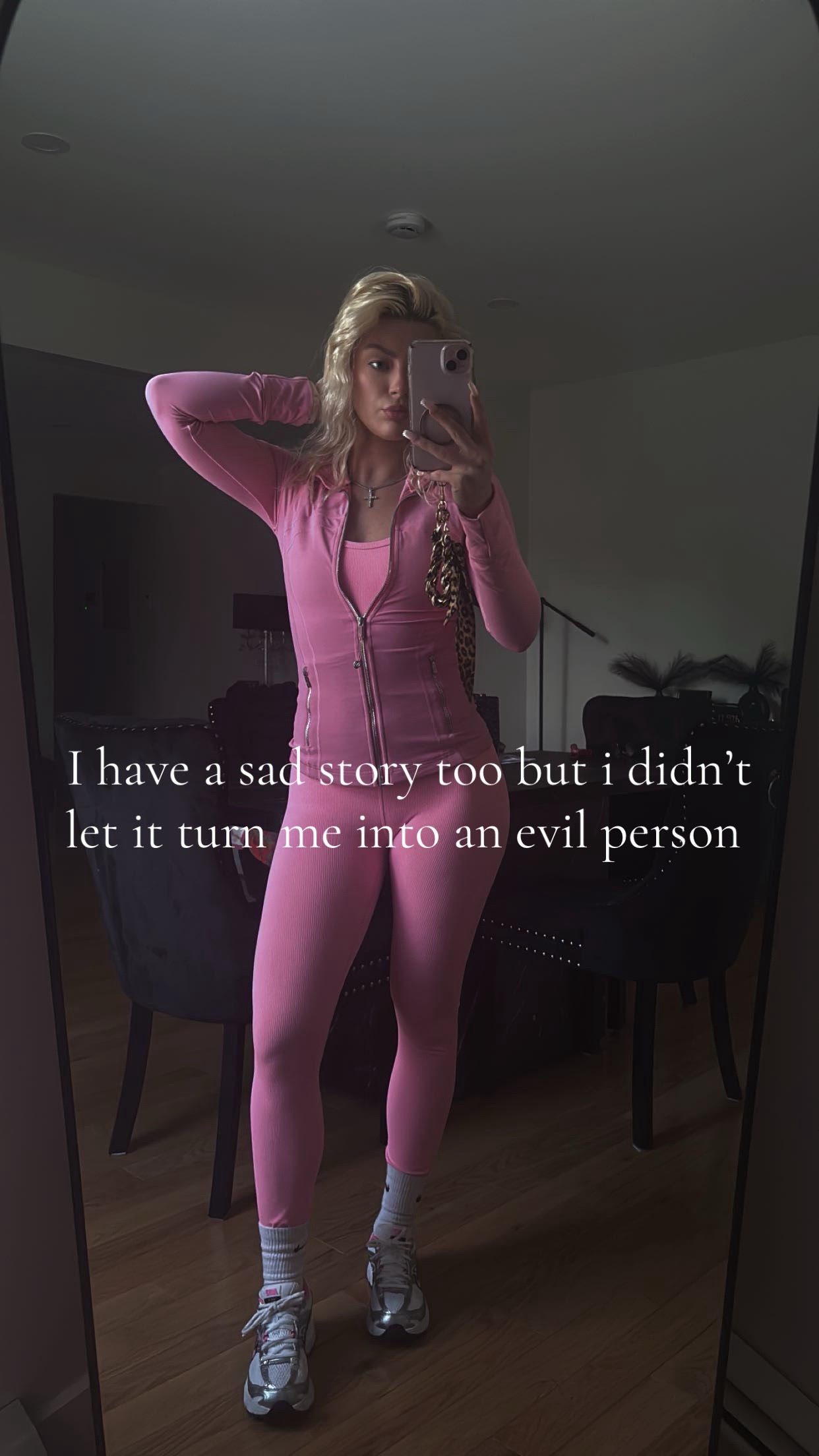 @Victoria Angelica