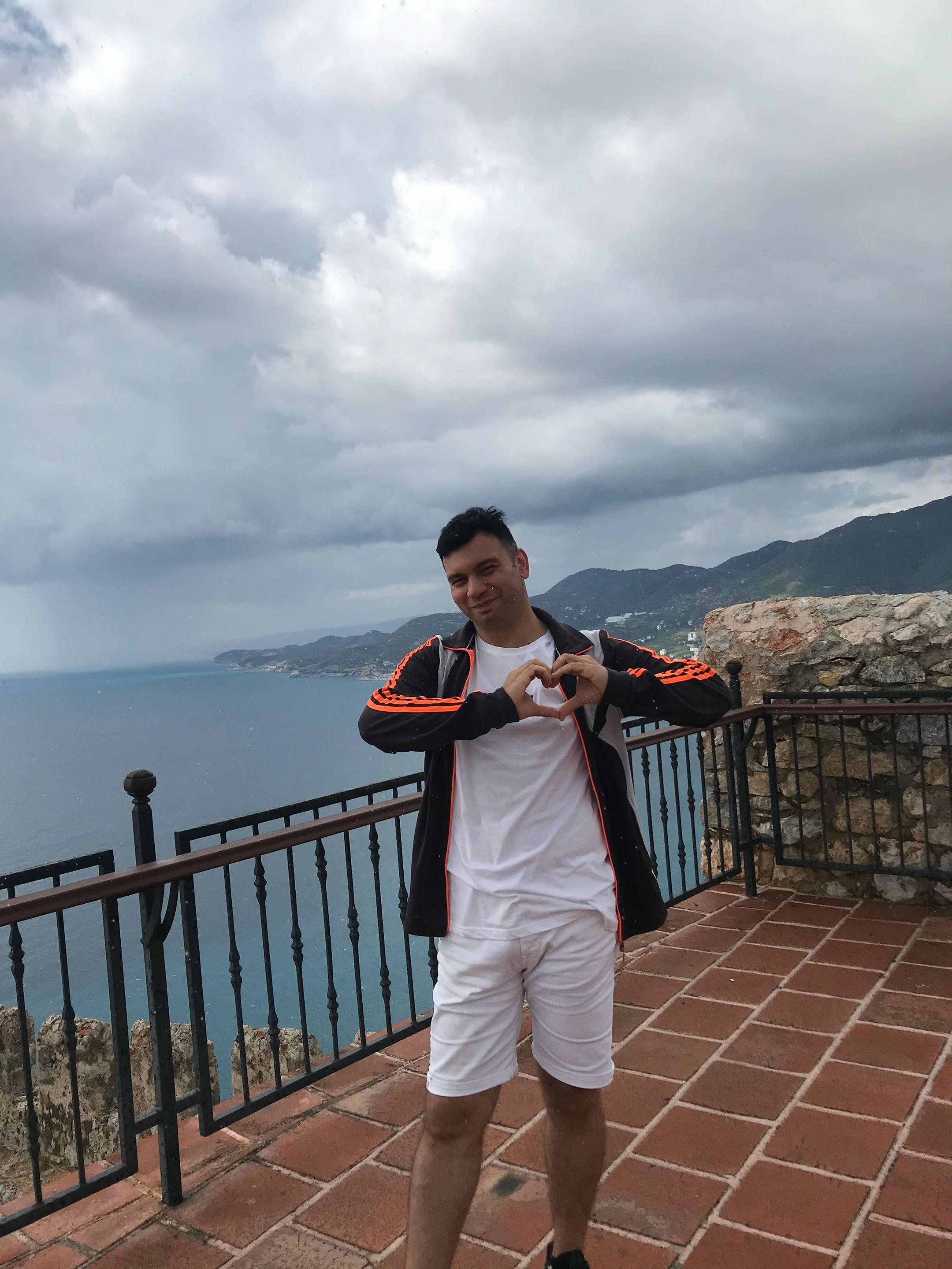 @Orhan Güdek