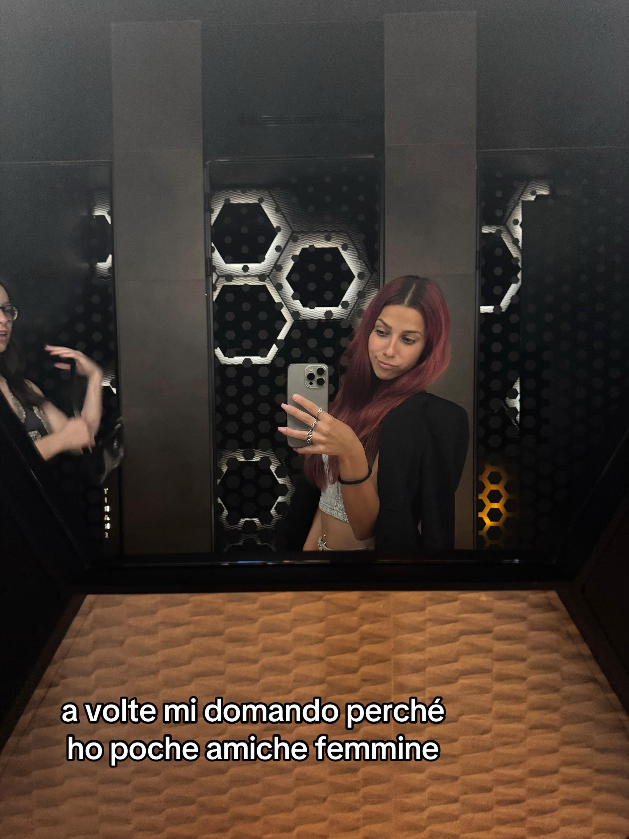 @ᴍᴀʀᴛɪɴᴀ