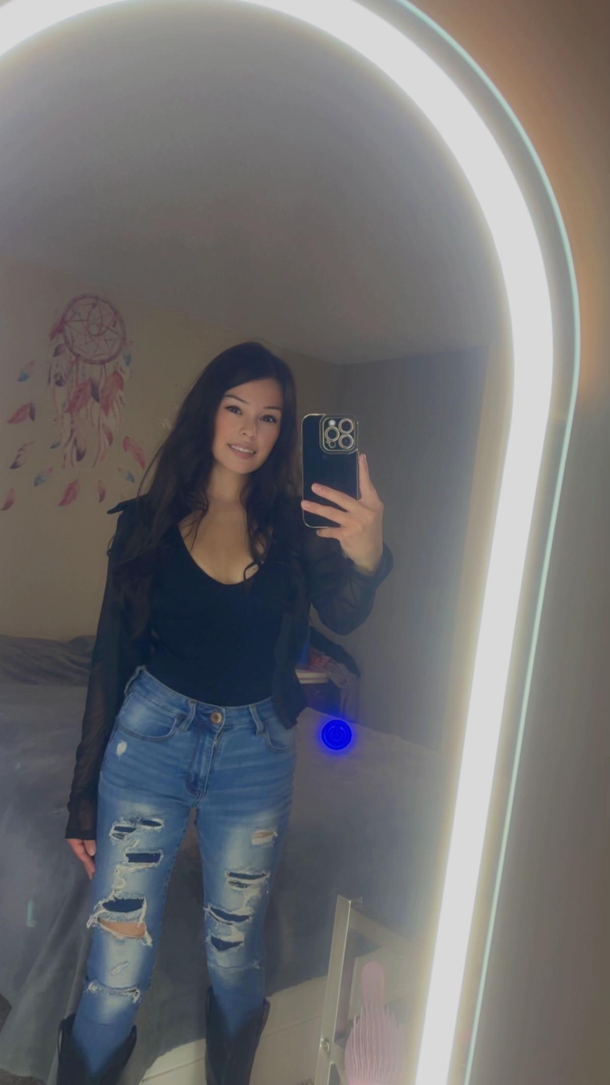 @Amyrosecayen🌹