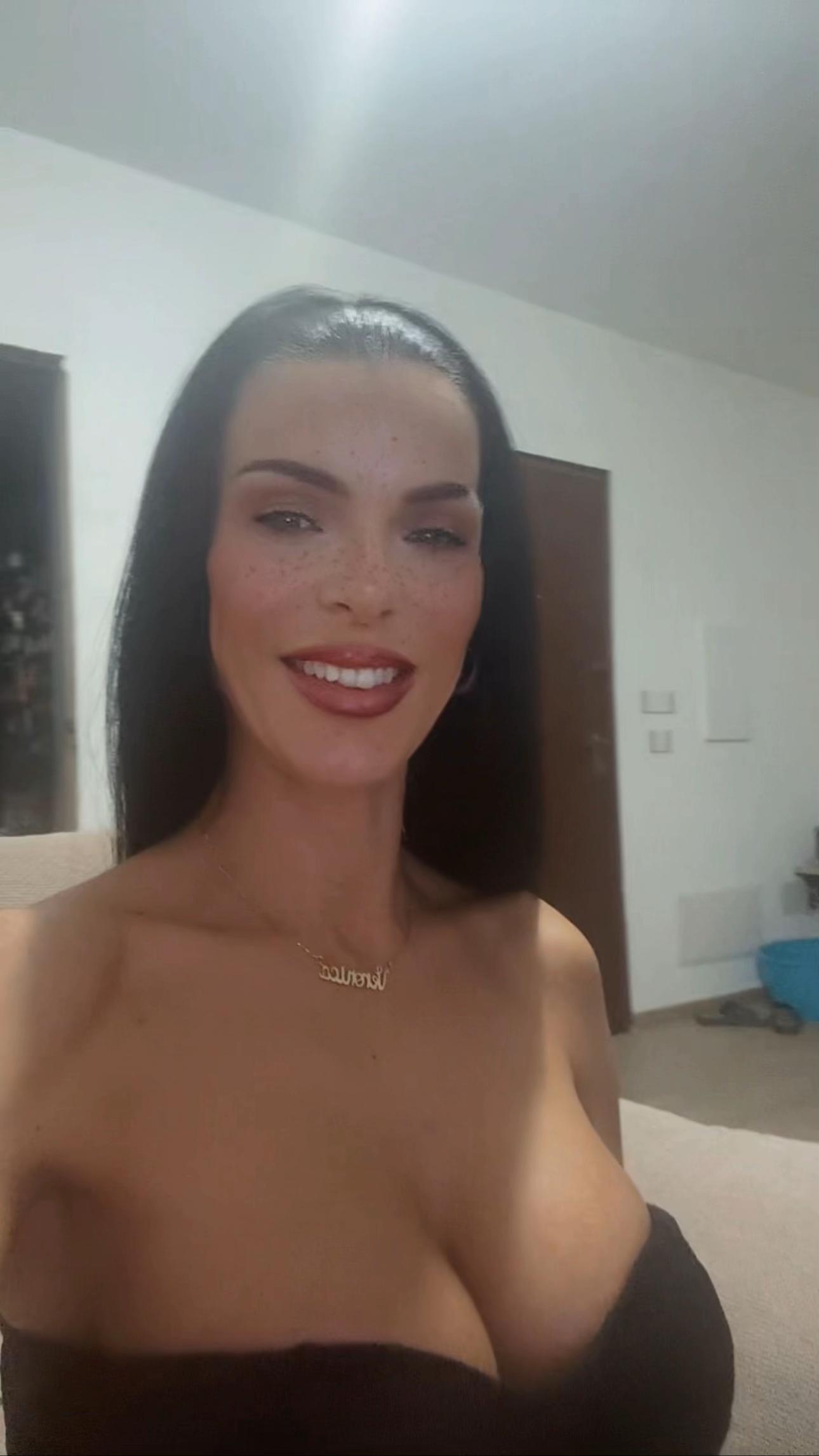 @Veronica Griffo655