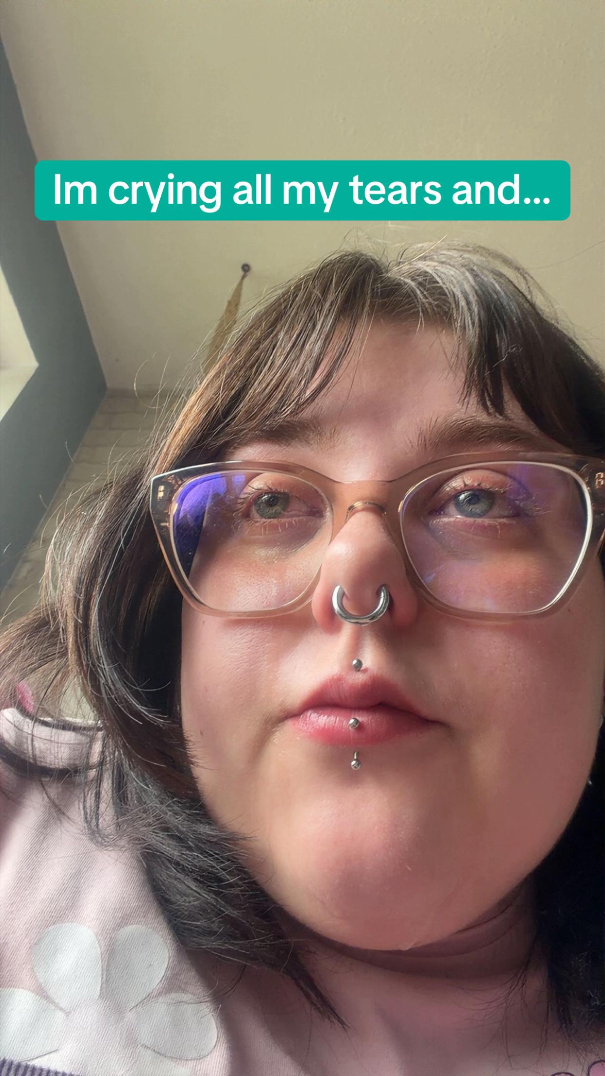 @chronicallyrenj
